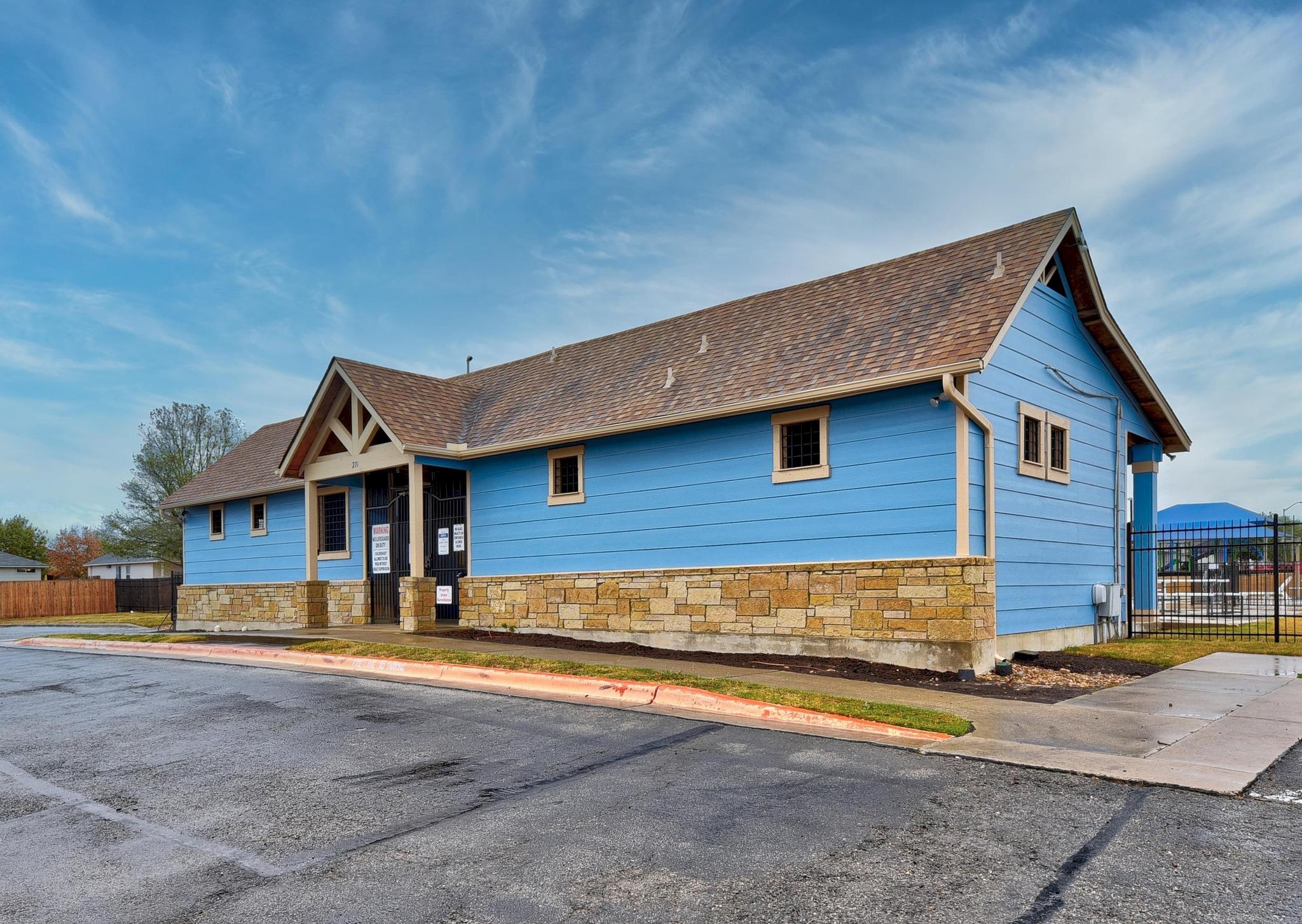 148 Alpha, Kyle, TX 78640