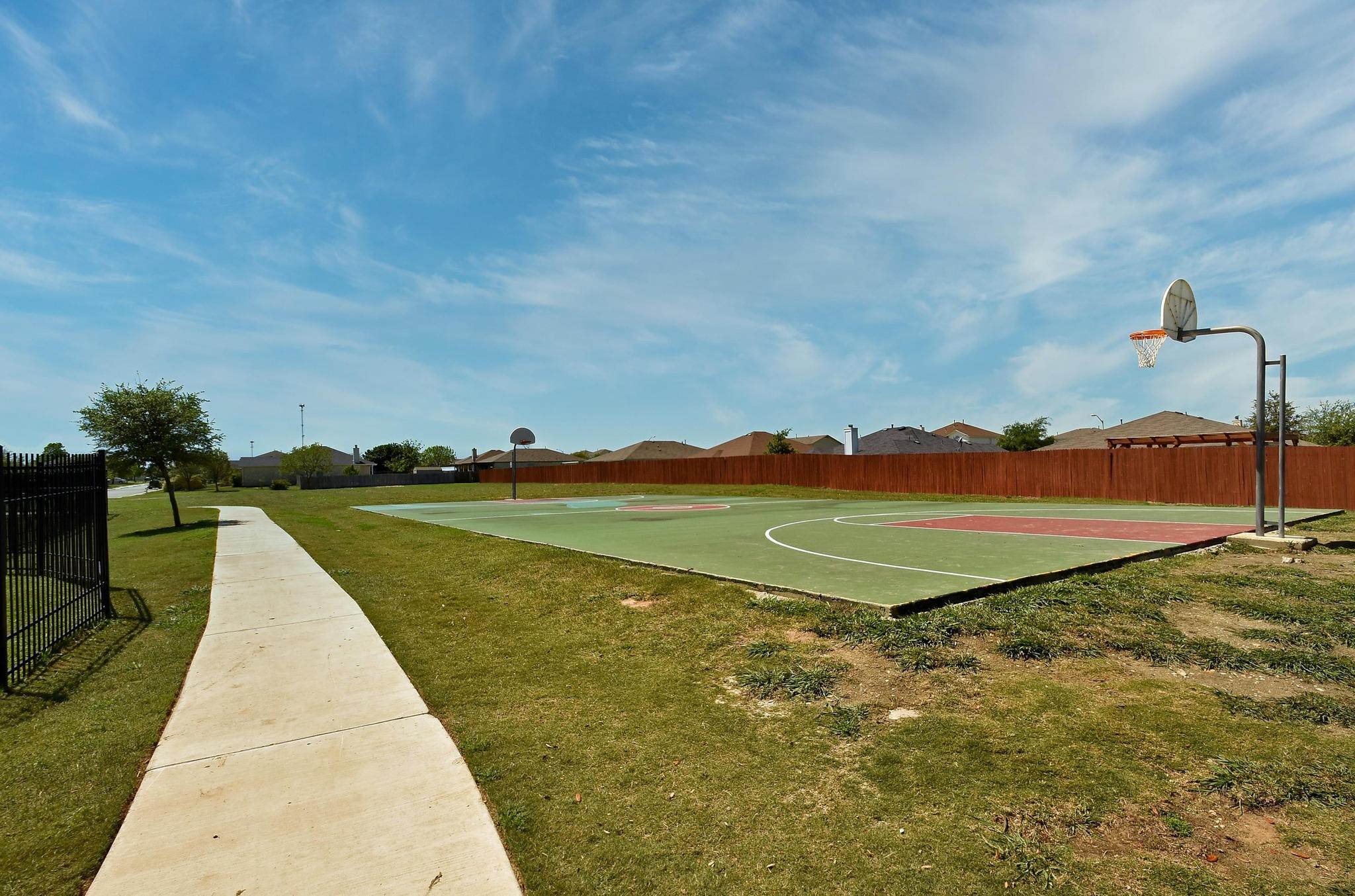 148 Alpha, Kyle, TX 78640