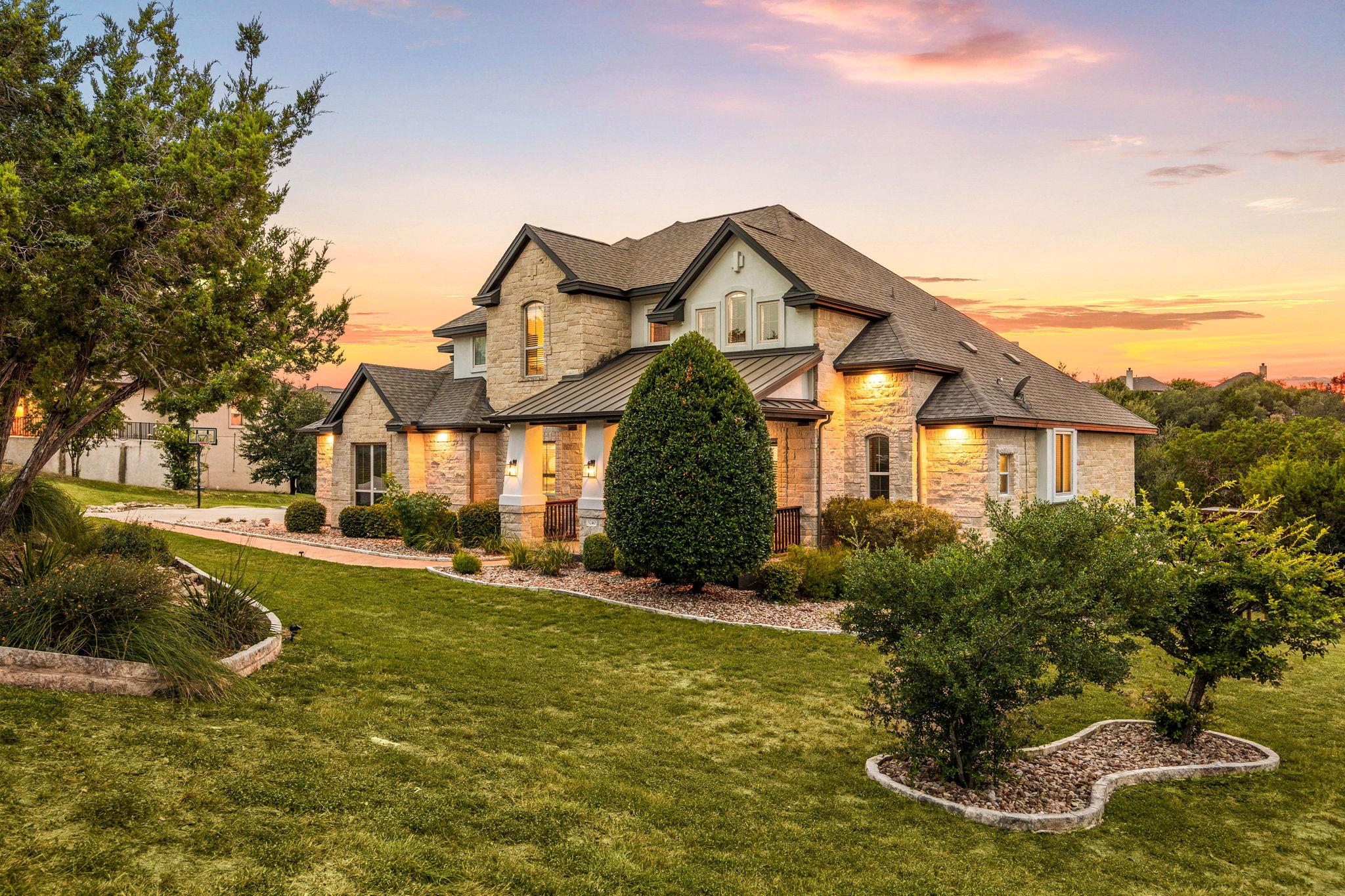 5240 Diamante Dr, Spicewood, TX 78669