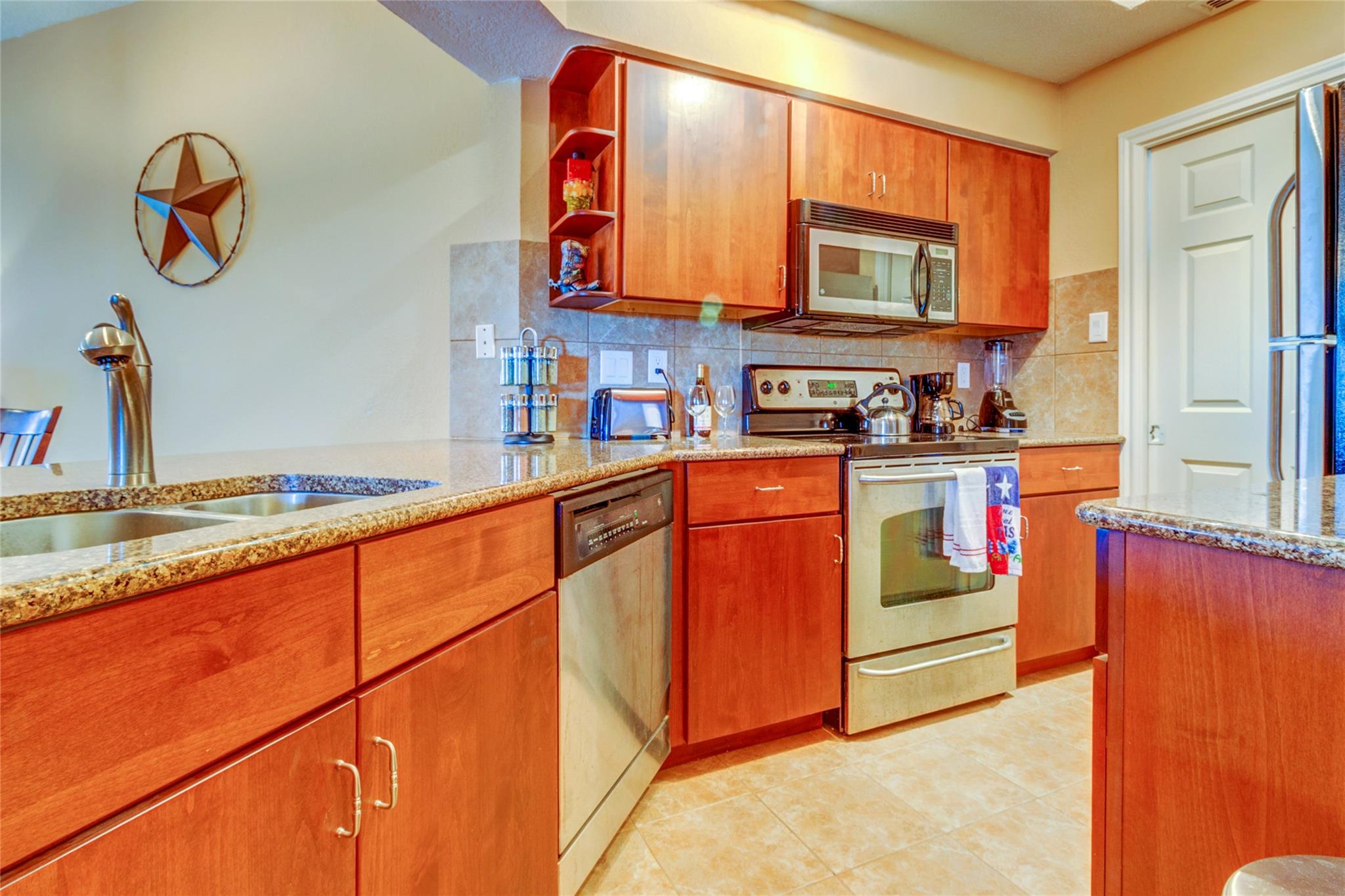 3404 American Dr # 3211, Lago Vista, TX 78645