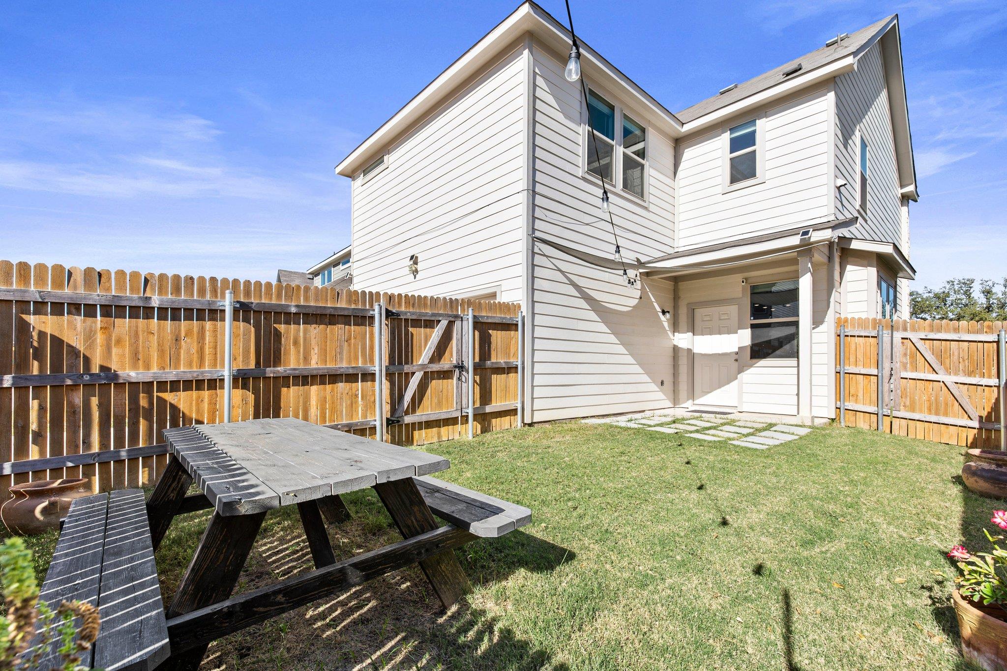 2429 Acoma Ln, Leander, TX 78641