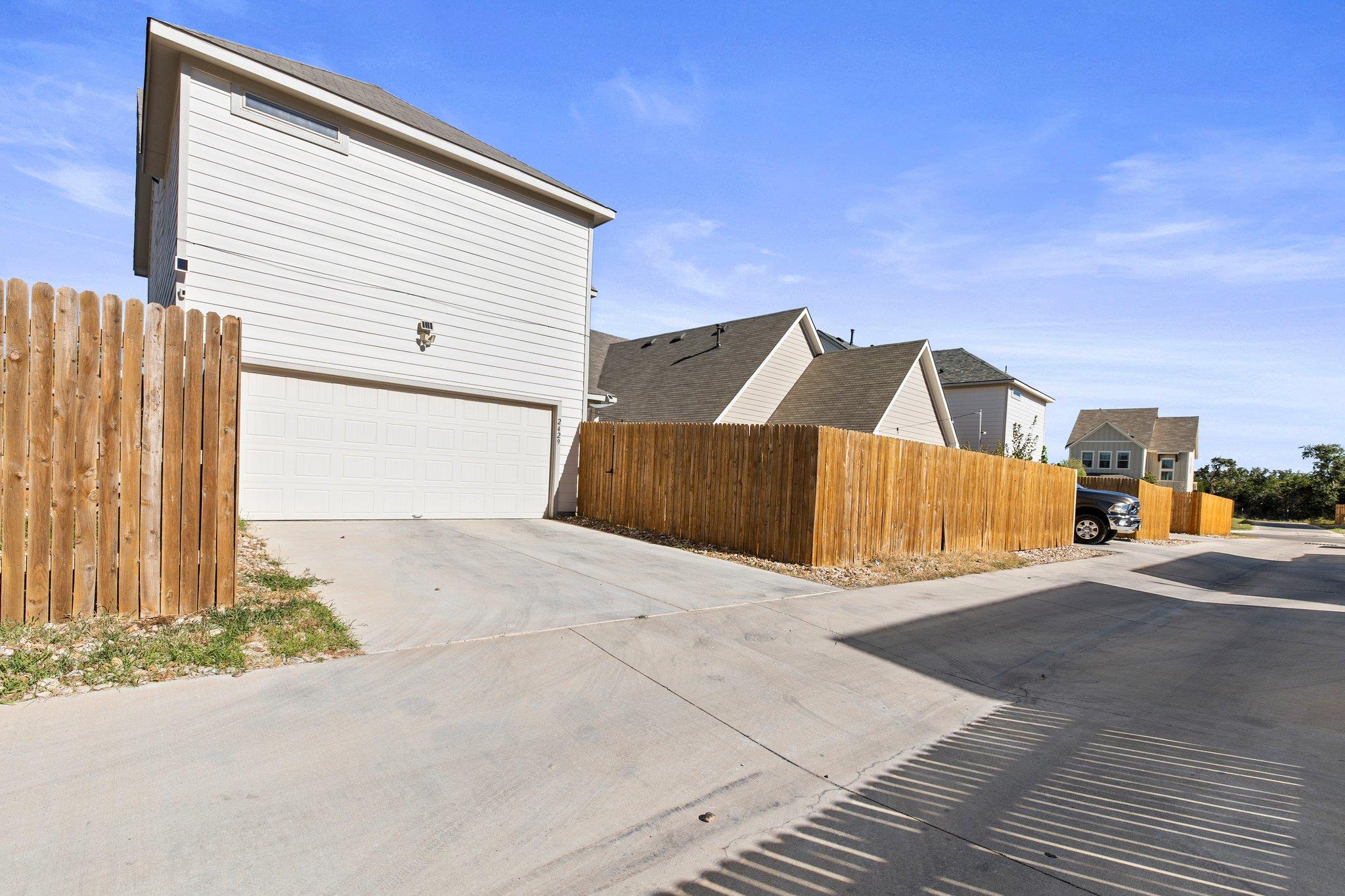 2429 Acoma Ln, Leander, TX 78641