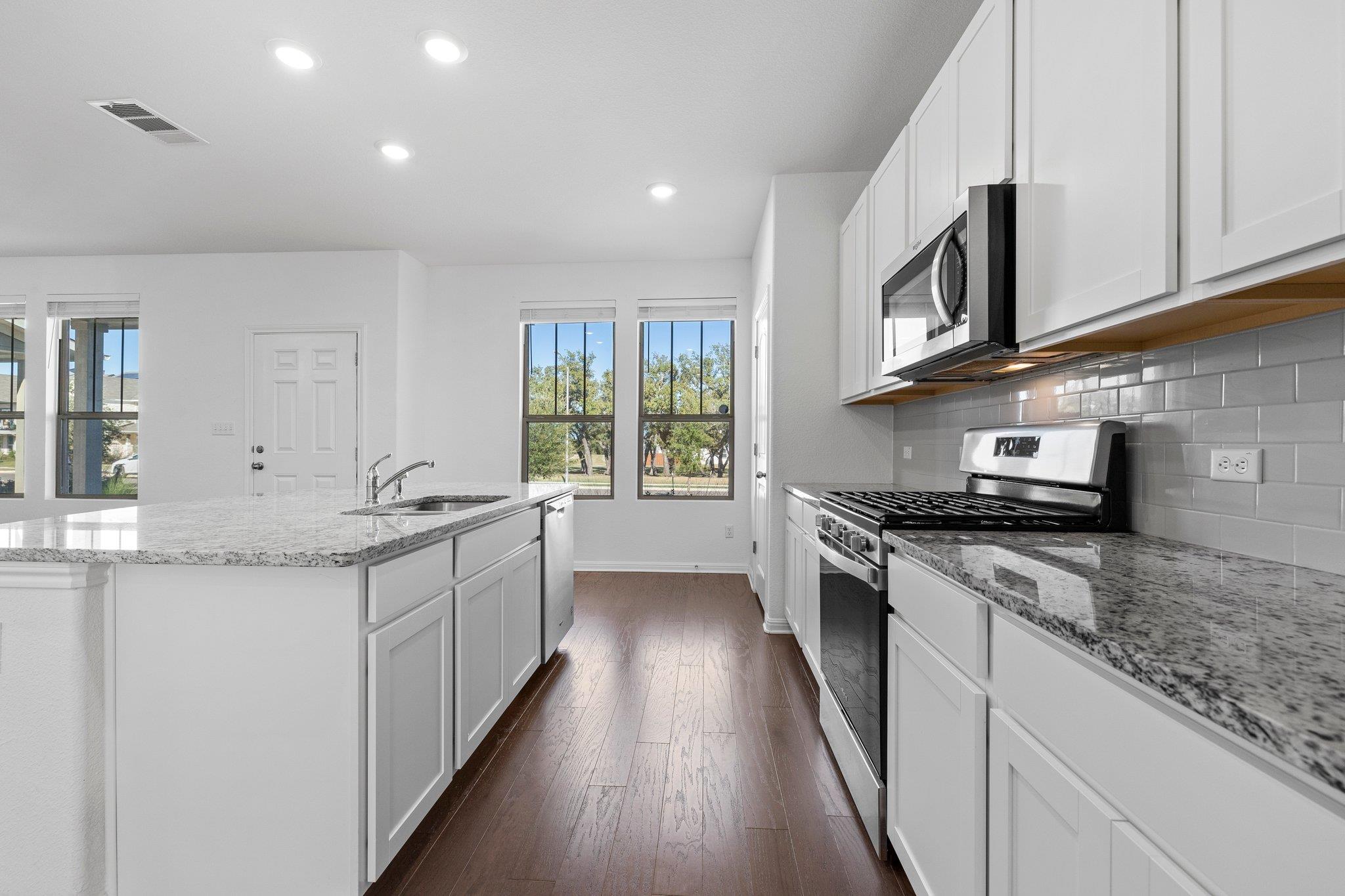 2429 Acoma Ln, Leander, TX 78641