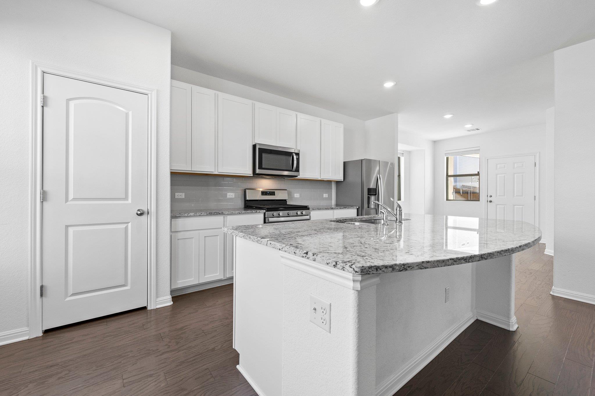 2429 Acoma Ln, Leander, TX 78641