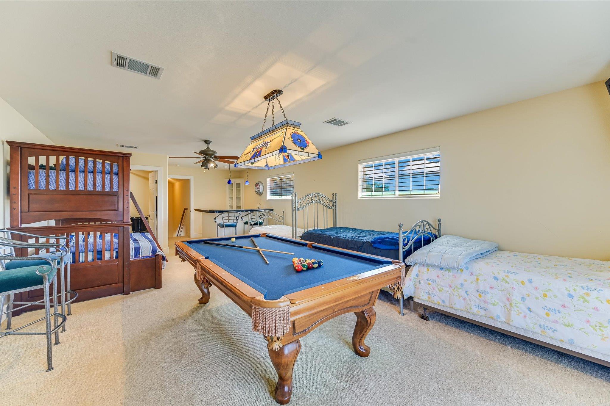 1001 Wesley Ridge Dr, Spicewood, TX 78669