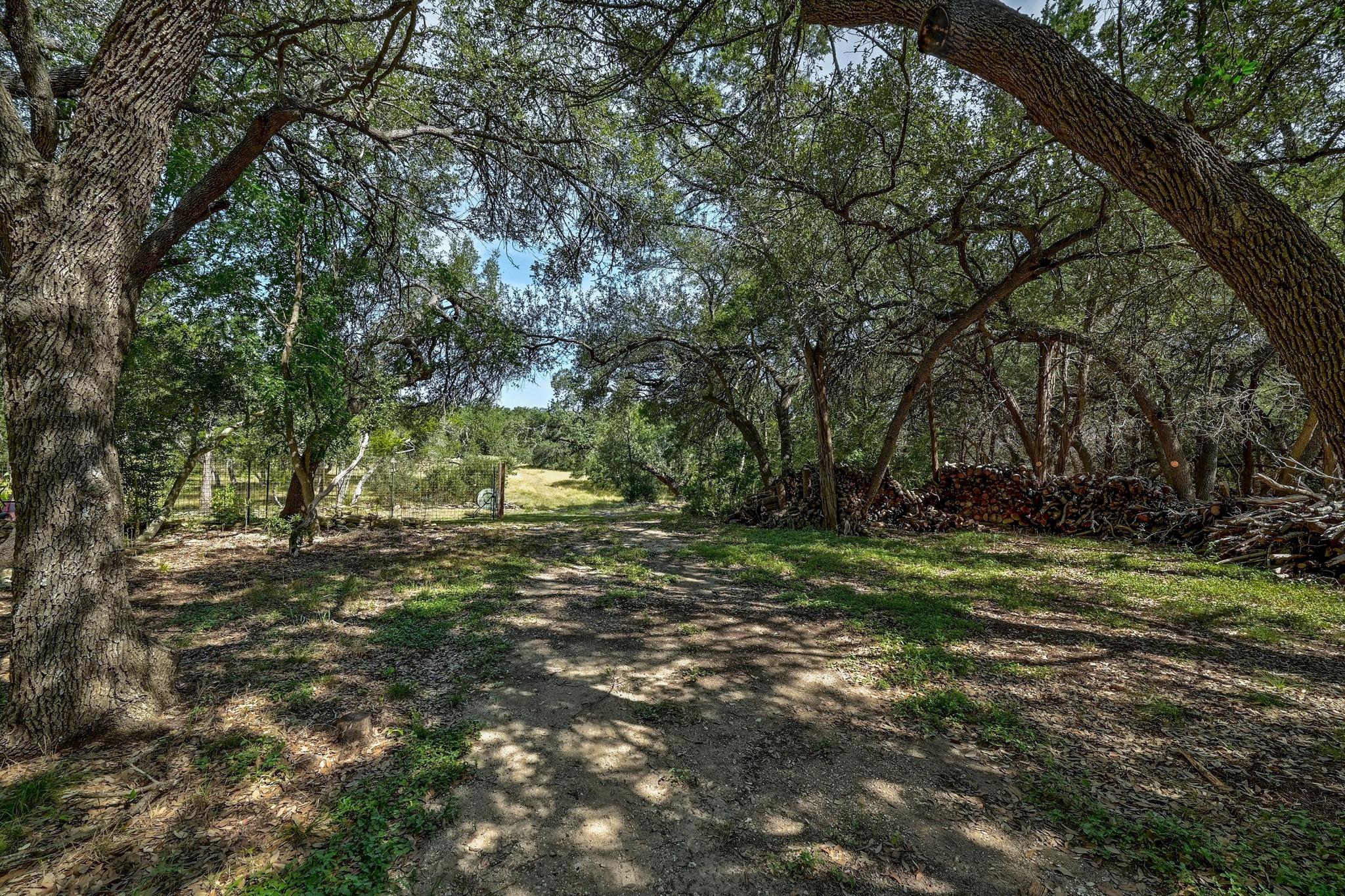 301 Misti Ln, Driftwood, TX 78619