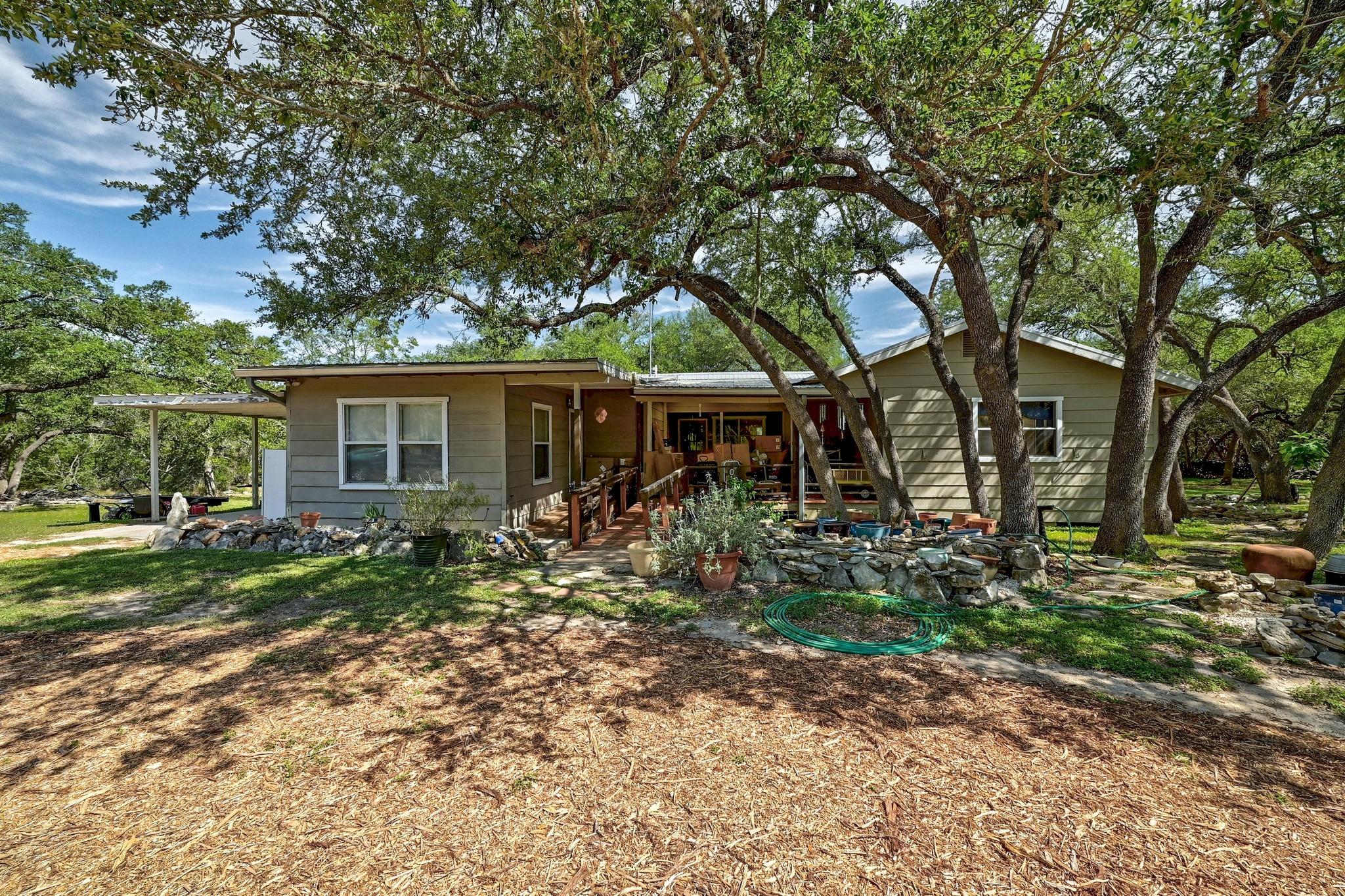 301 Misti Ln, Driftwood, TX 78619