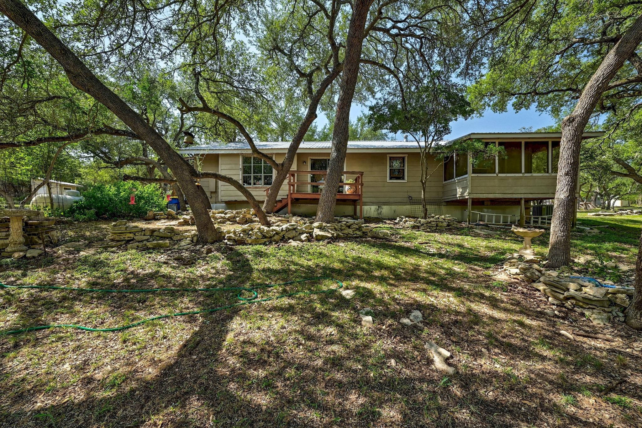 301 Misti Ln, Driftwood, TX 78619