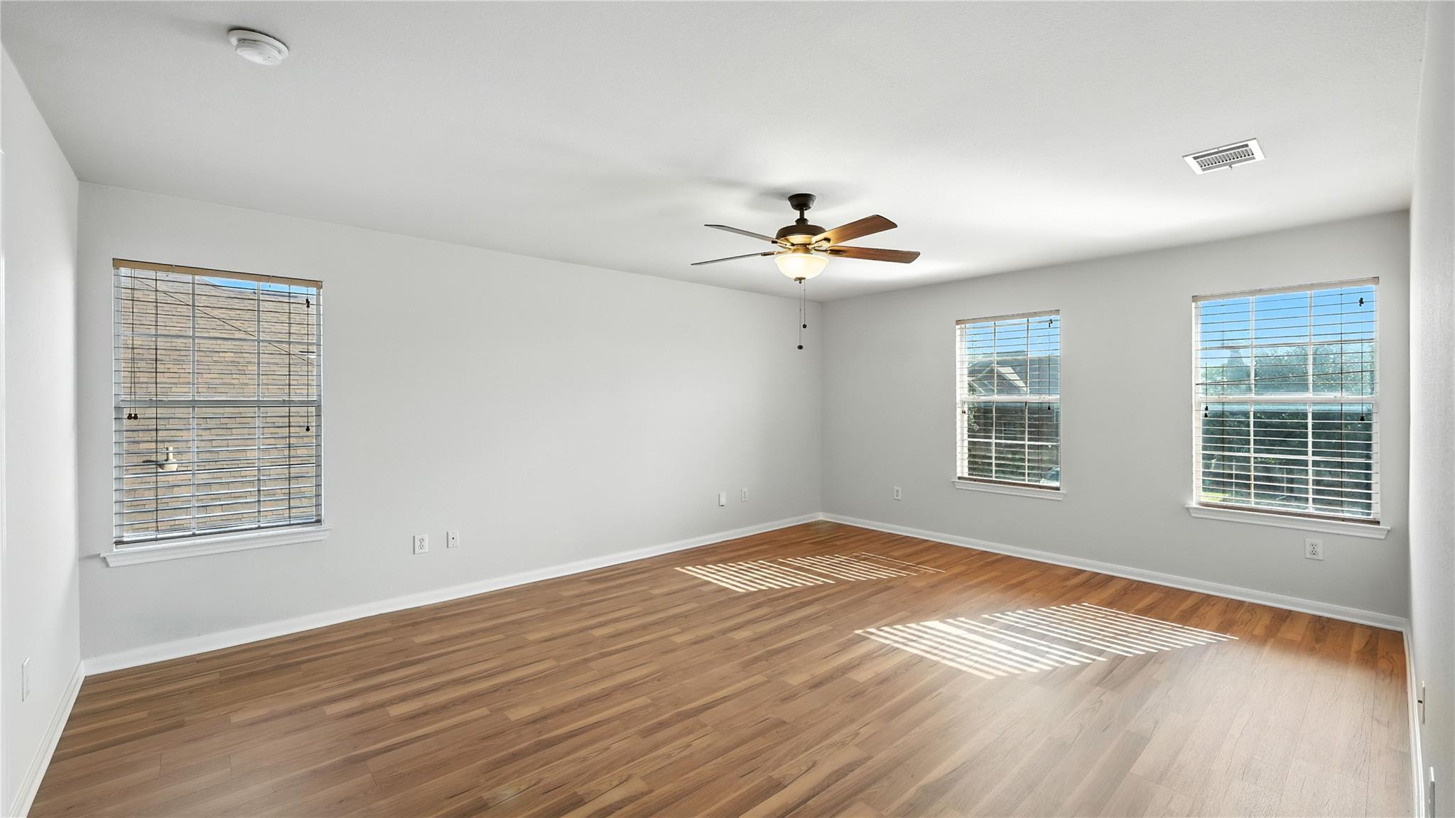 2028 Heaton Hall Dr, New Braunfels, TX 78130