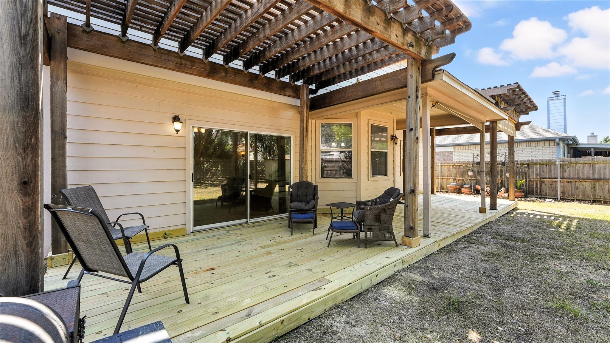 2028 Heaton Hall Dr, New Braunfels, TX 78130