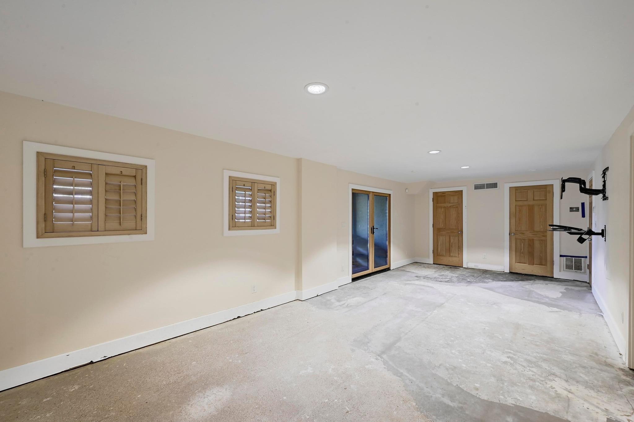 2204 Spring Creek Dr, Austin, TX 78704