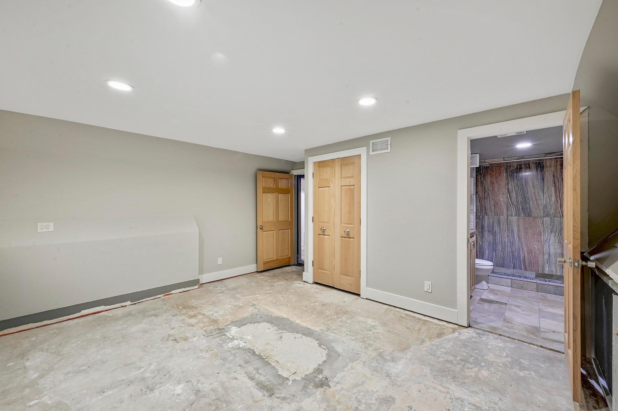 2204 Spring Creek Dr, Austin, TX 78704