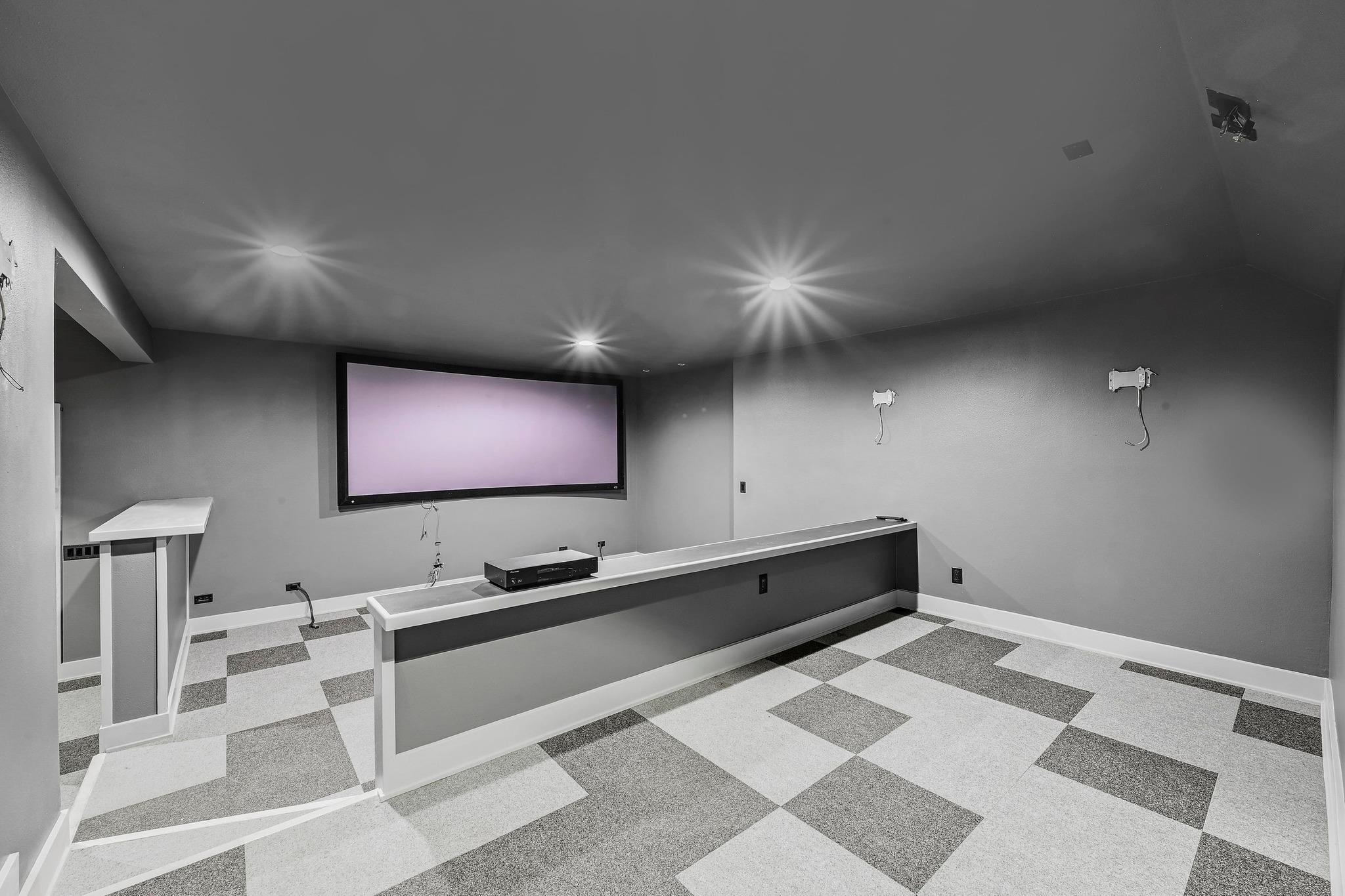 2204 Spring Creek Dr, Austin, TX 78704