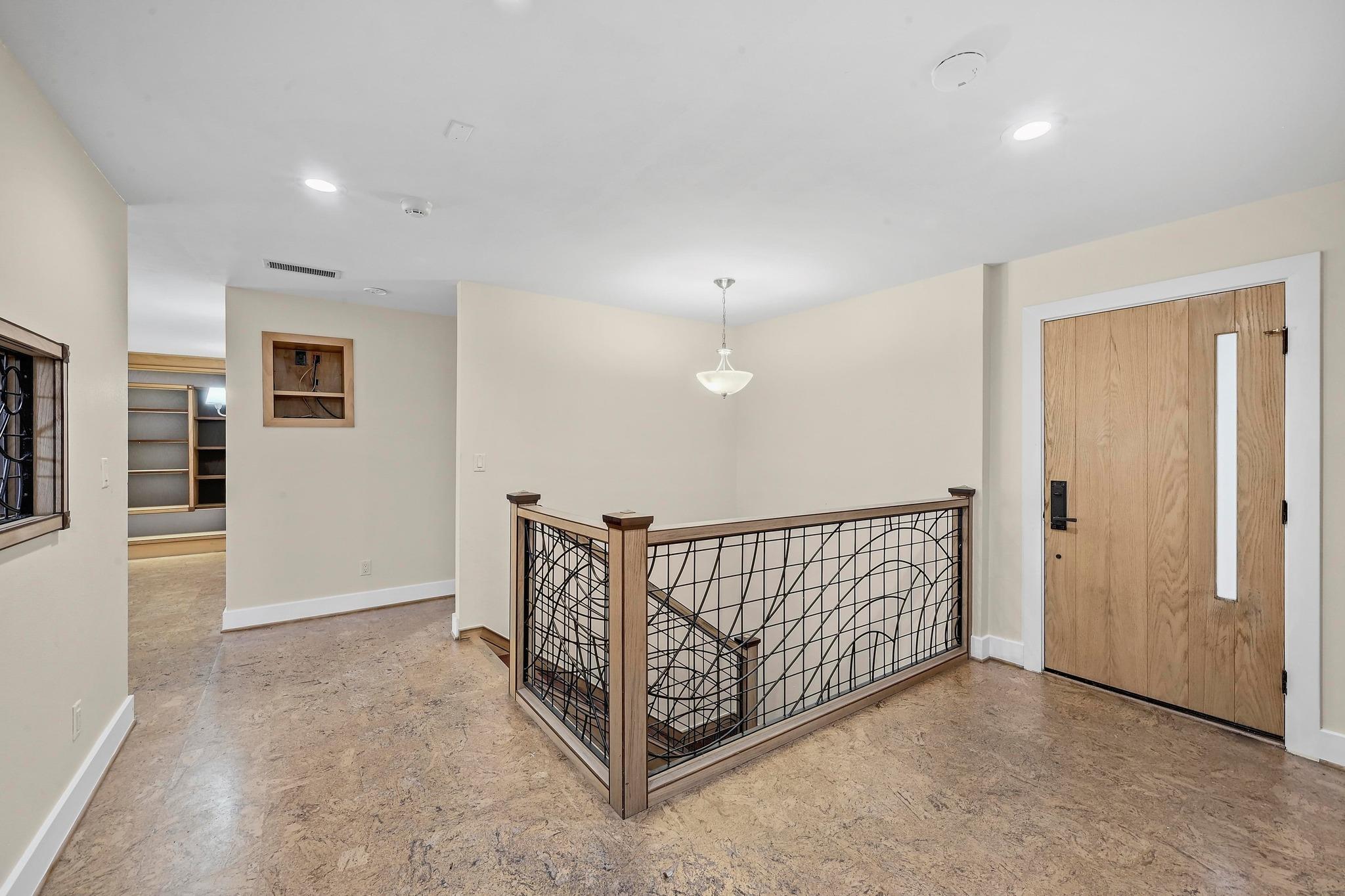 2204 Spring Creek Dr, Austin, TX 78704