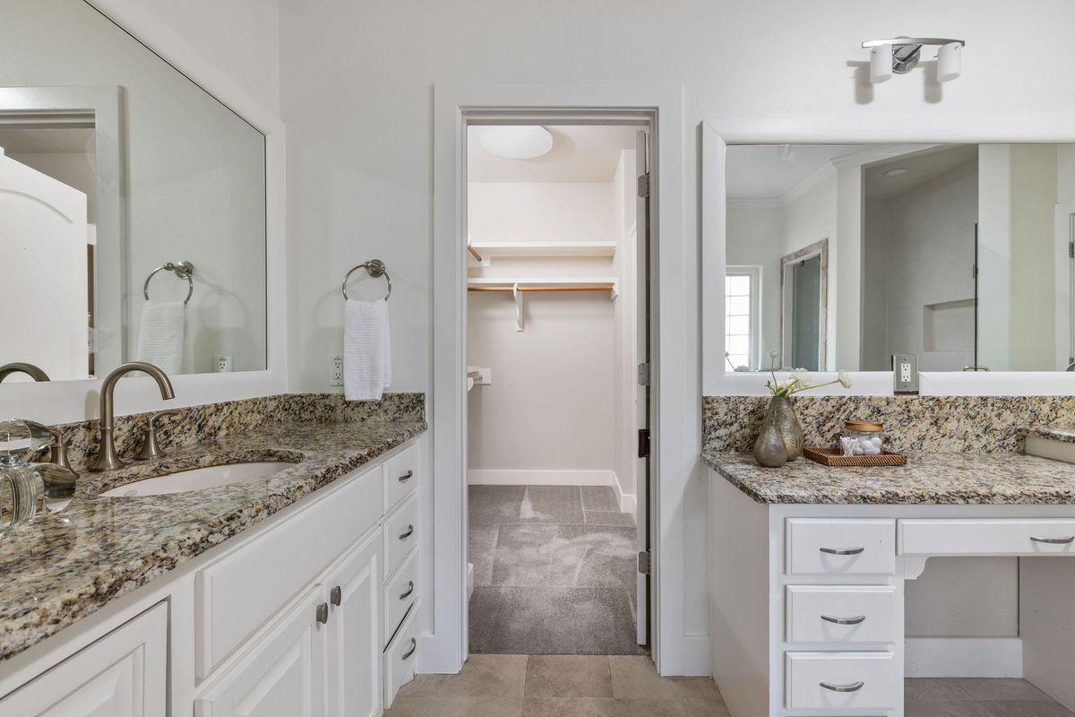 2308 W 9TH St # B, Austin, TX 78703