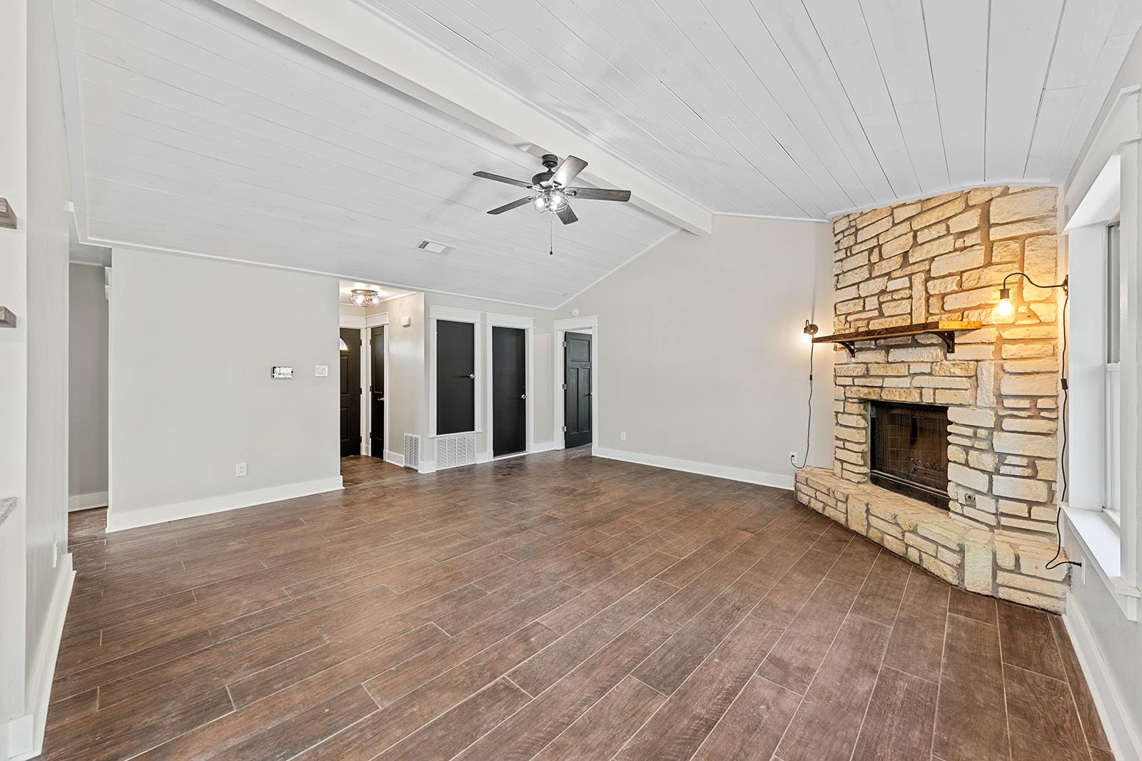 606 Middleway Rd, Pflugerville, TX 78660