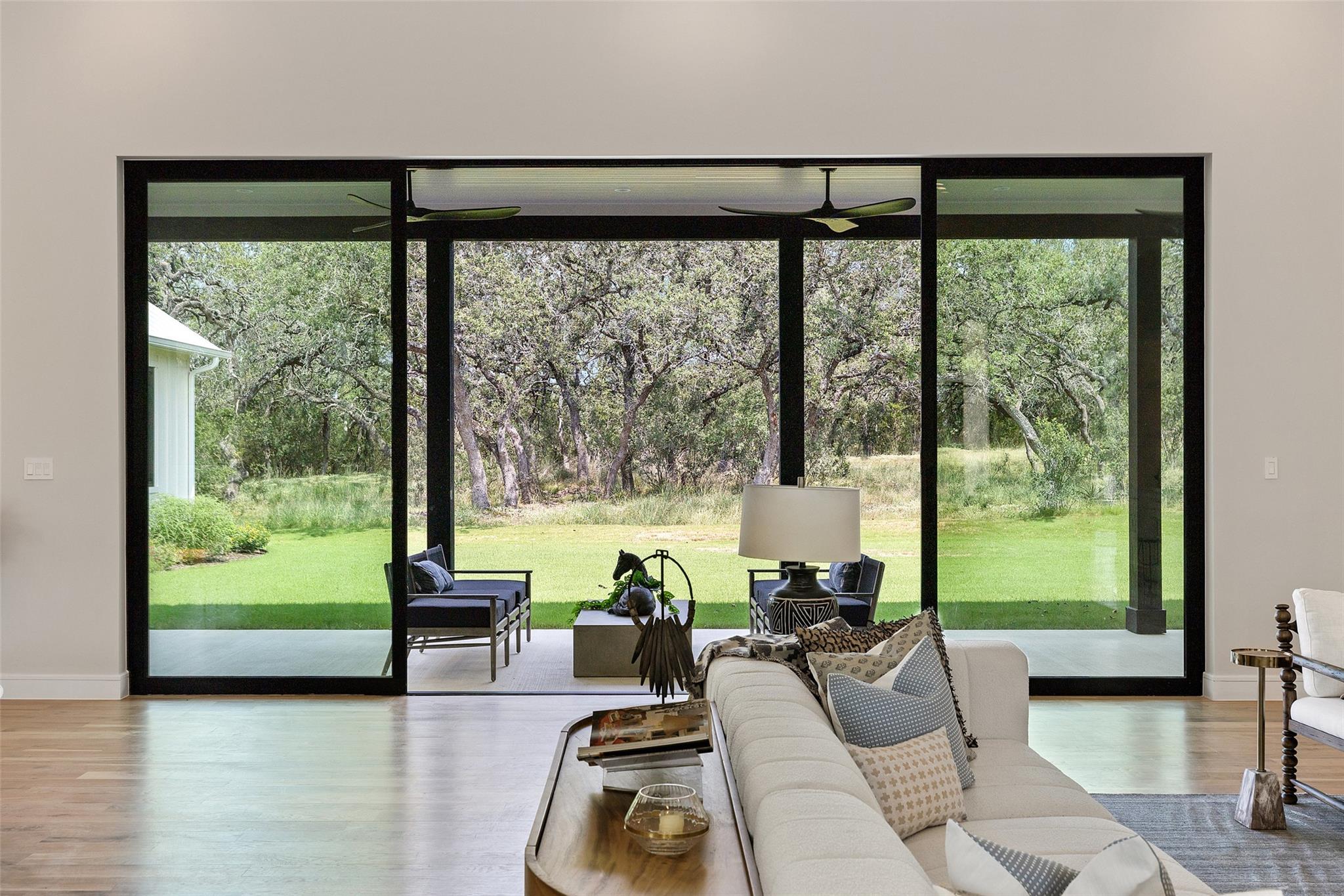 172 Crooked Creek Ct, Johnson City, TX 78636