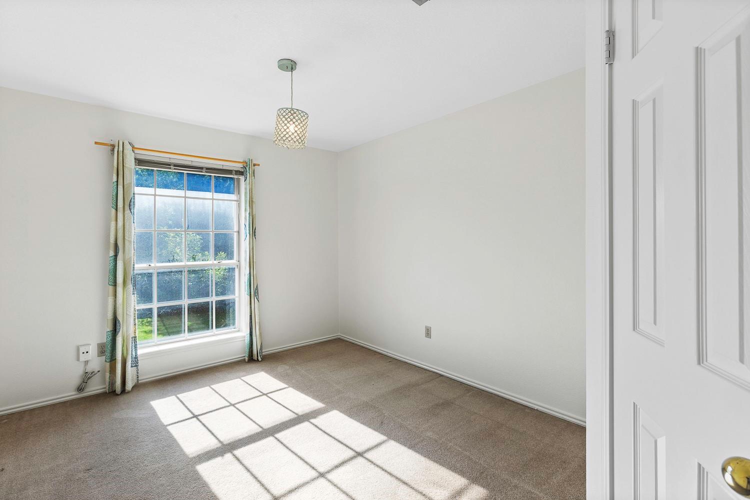 2510 Cynthia Ct, Leander, TX 78641