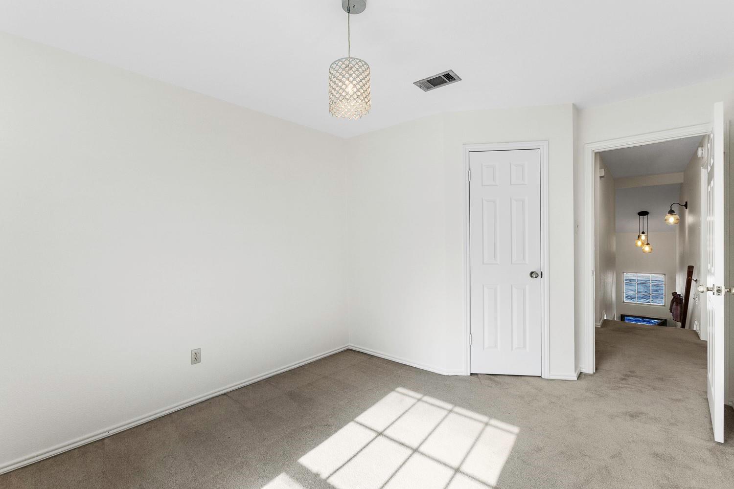 2510 Cynthia Ct, Leander, TX 78641