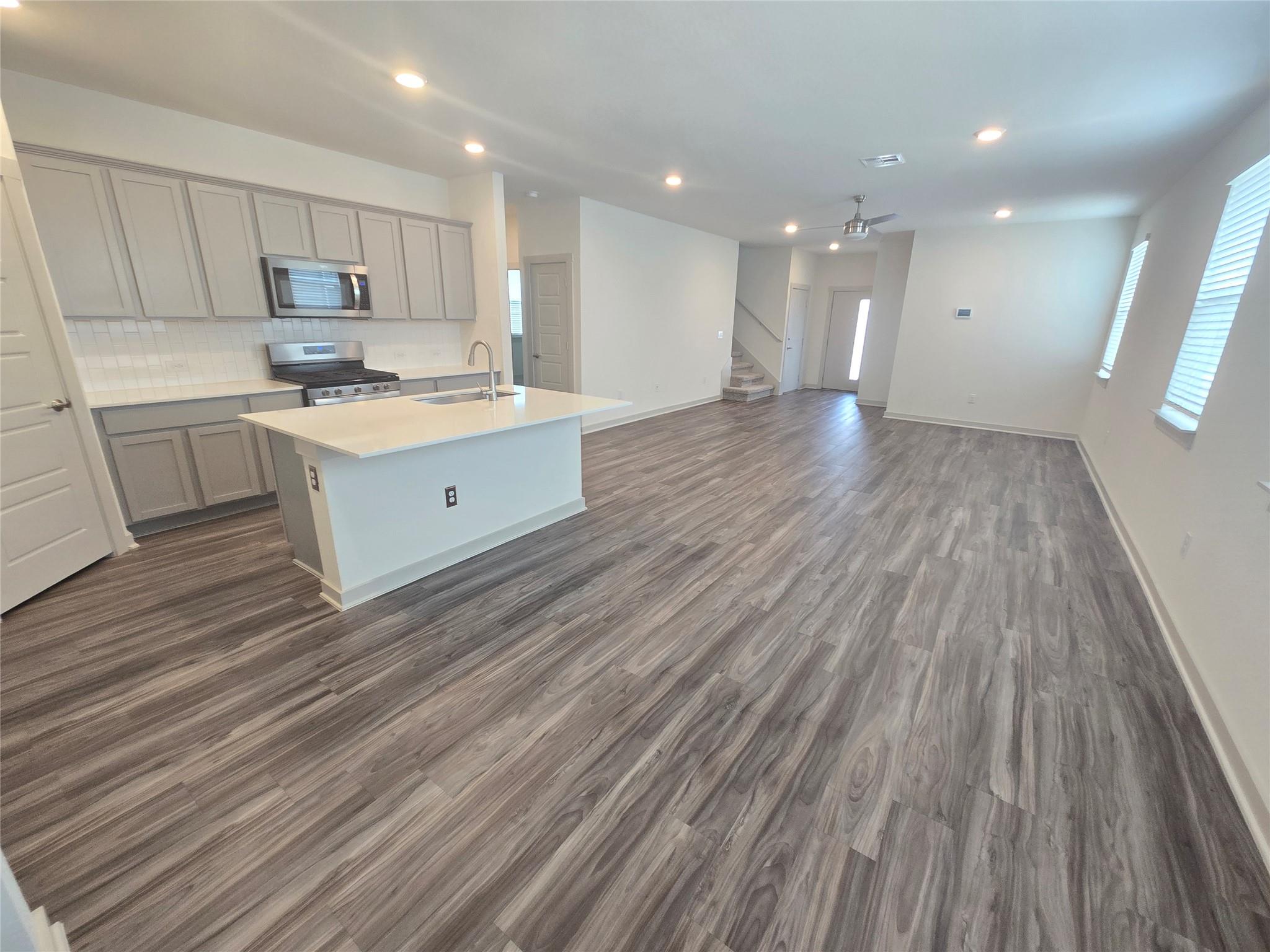 276 Centuryplant Rd, Leander, TX 78641