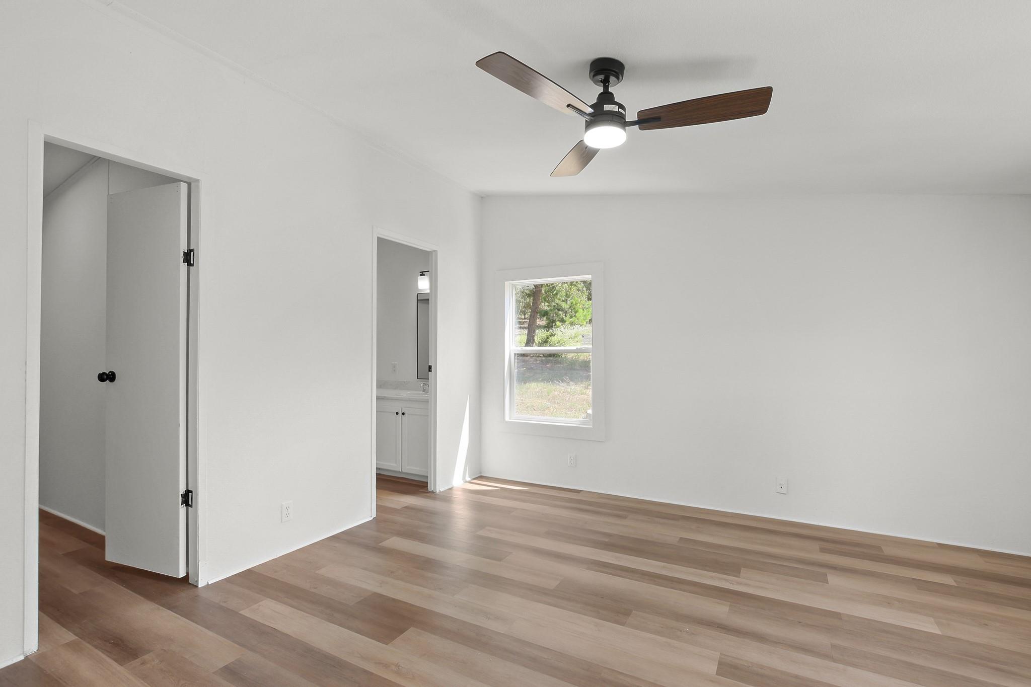 130 Linda Ln, Bastrop, TX 78602