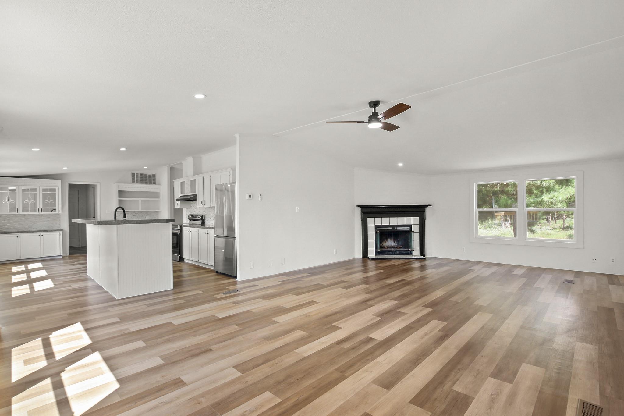 130 Linda Ln, Bastrop, TX 78602