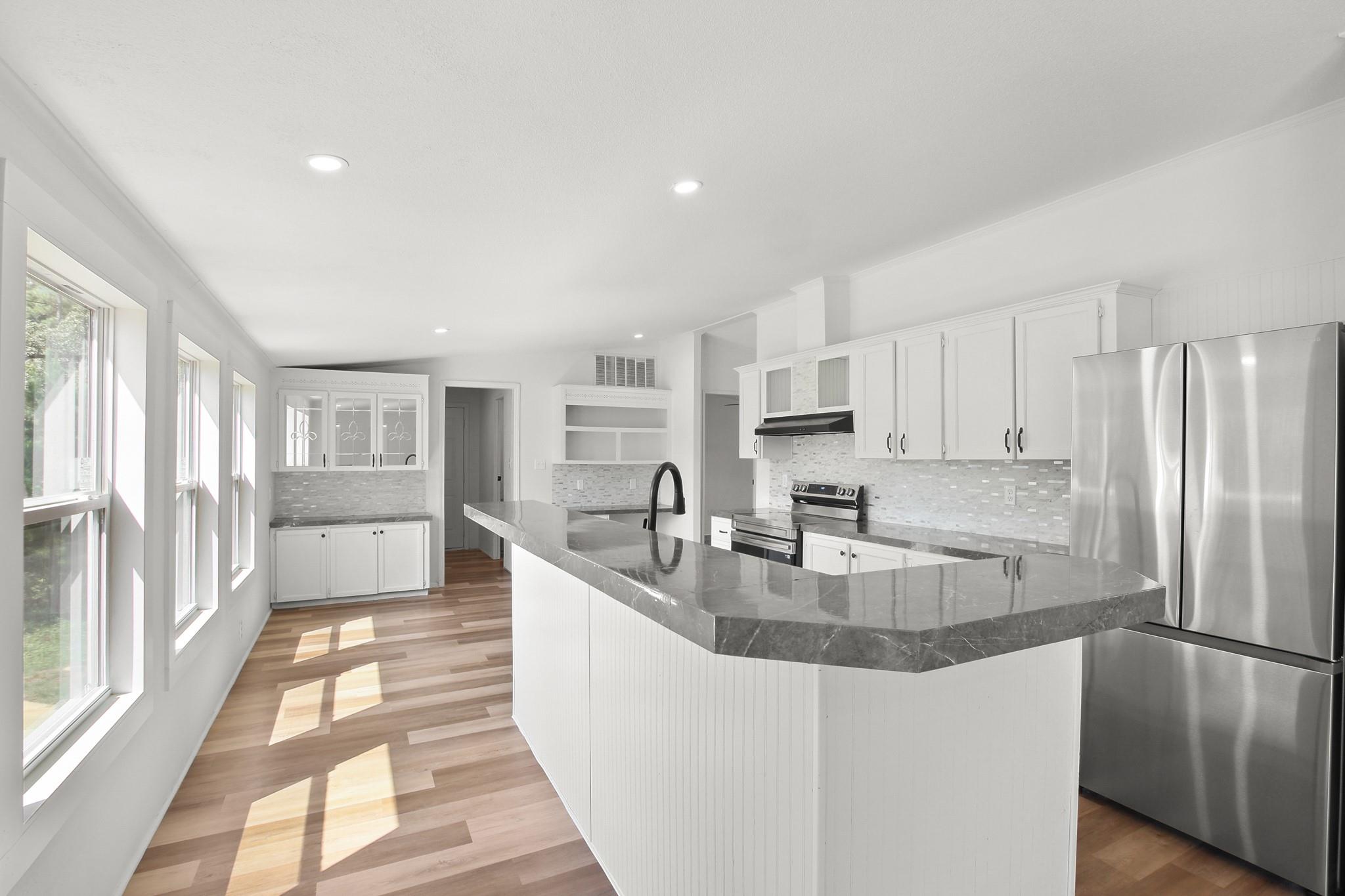 130 Linda Ln, Bastrop, TX 78602