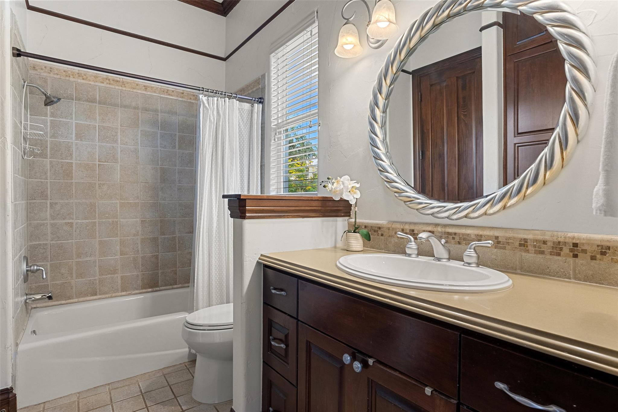 12027 Pleasant Panorama Vw, Austin, TX 78738