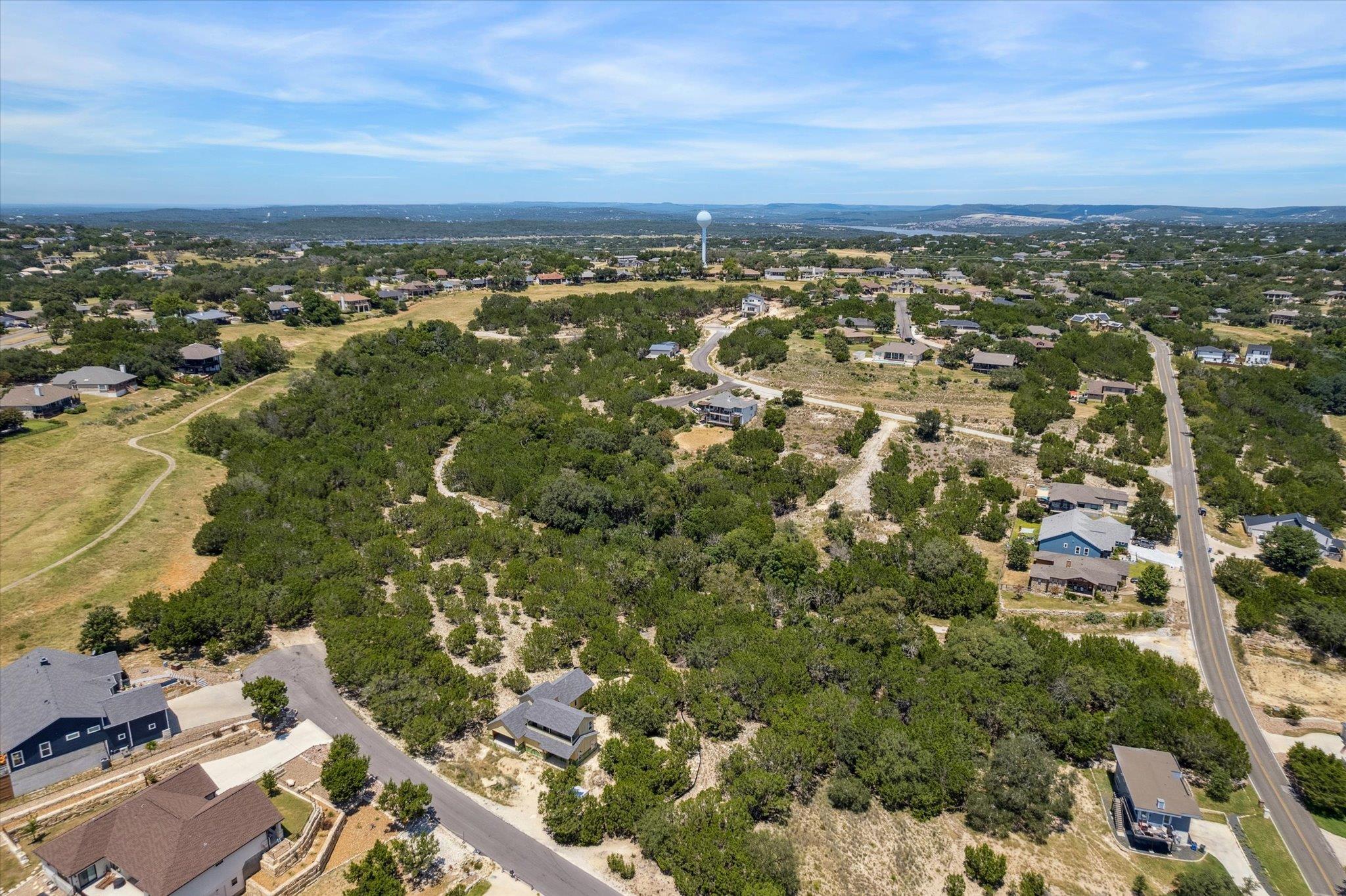 20203 Bowie Cv, Lago Vista, TX 78645