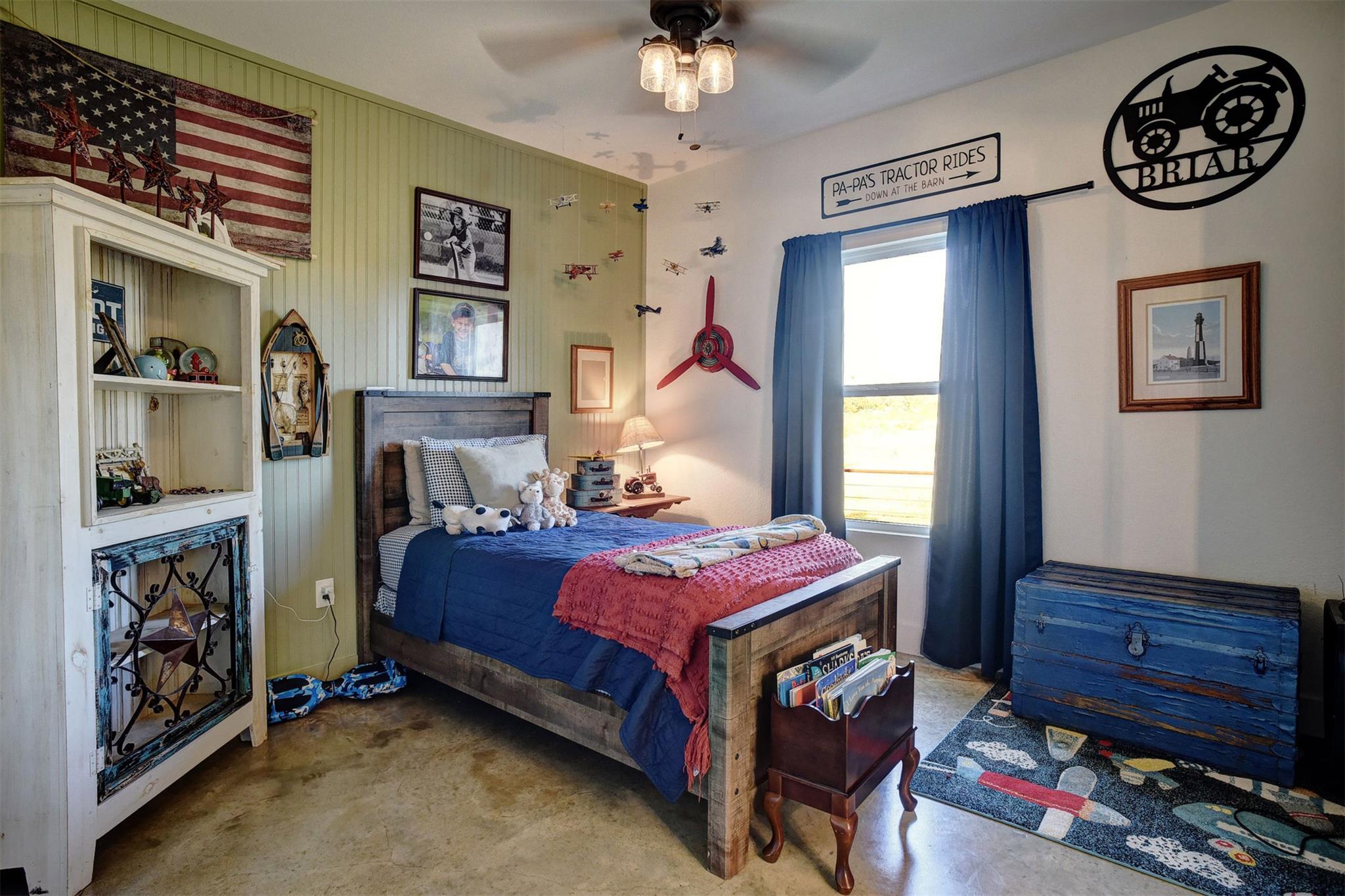 3553 Hunt Ln, Waelder, TX 78959