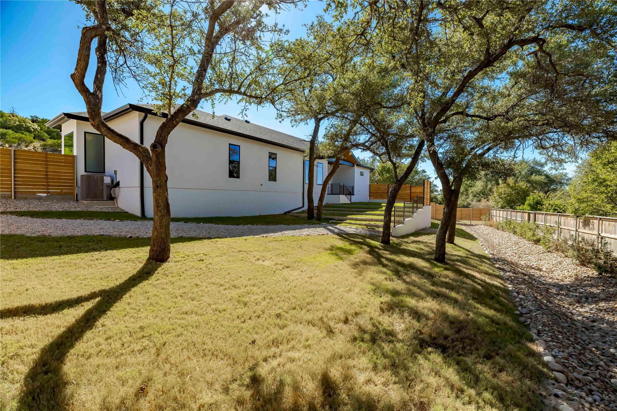 113 Stoneledge Dr, Fredericksburg, TX 78624