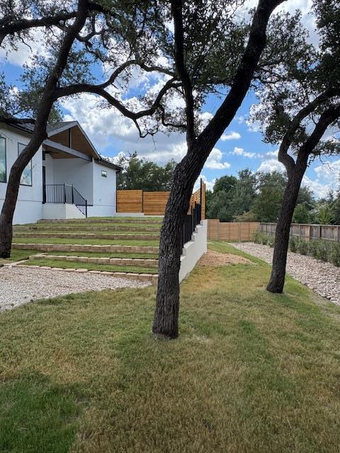 113 Stoneledge Dr, Fredericksburg, TX 78624