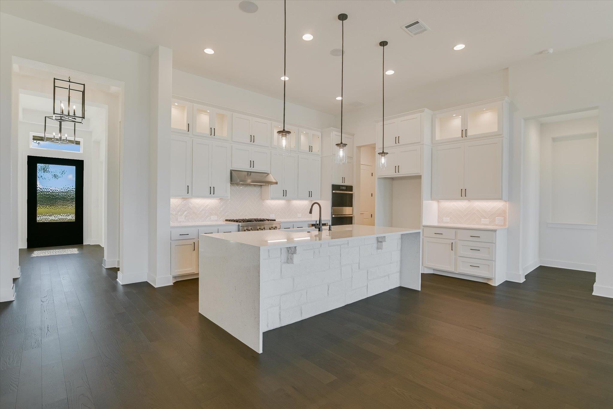 116 Rusty Colt, Liberty Hill, TX 78642