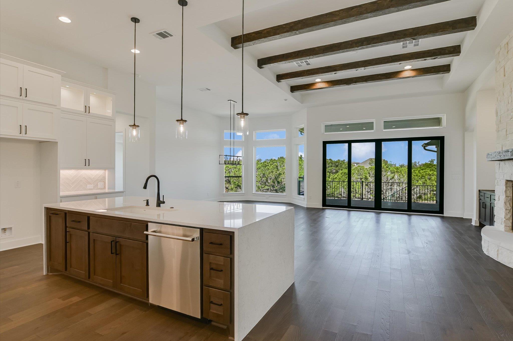 116 Rusty Colt, Liberty Hill, TX 78642