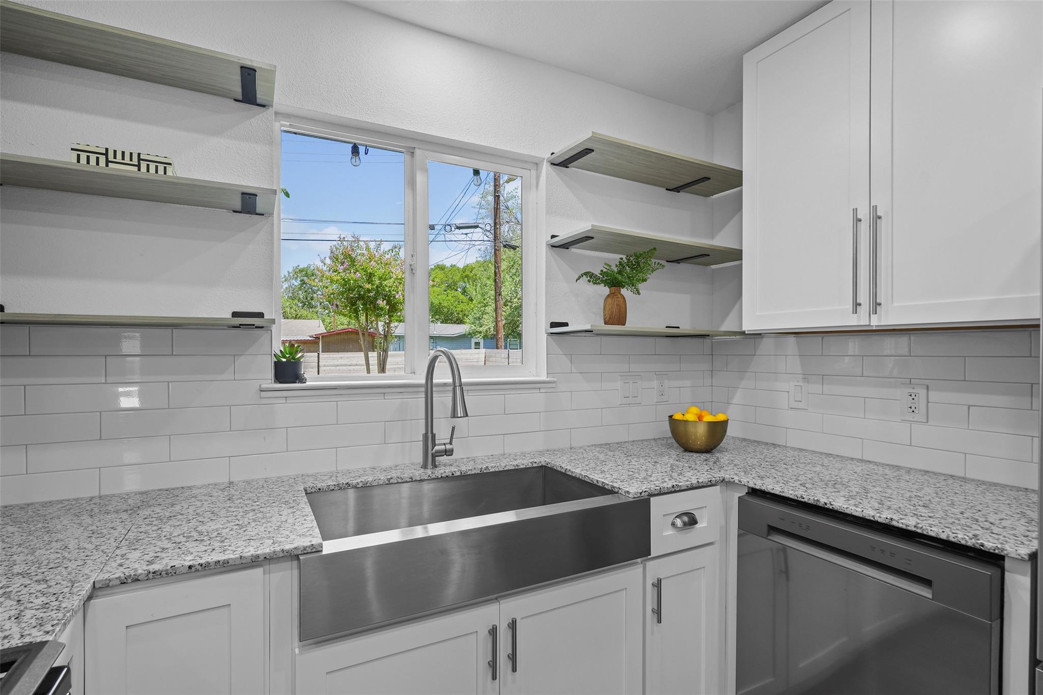 126 Frederick St, Austin, TX 78704