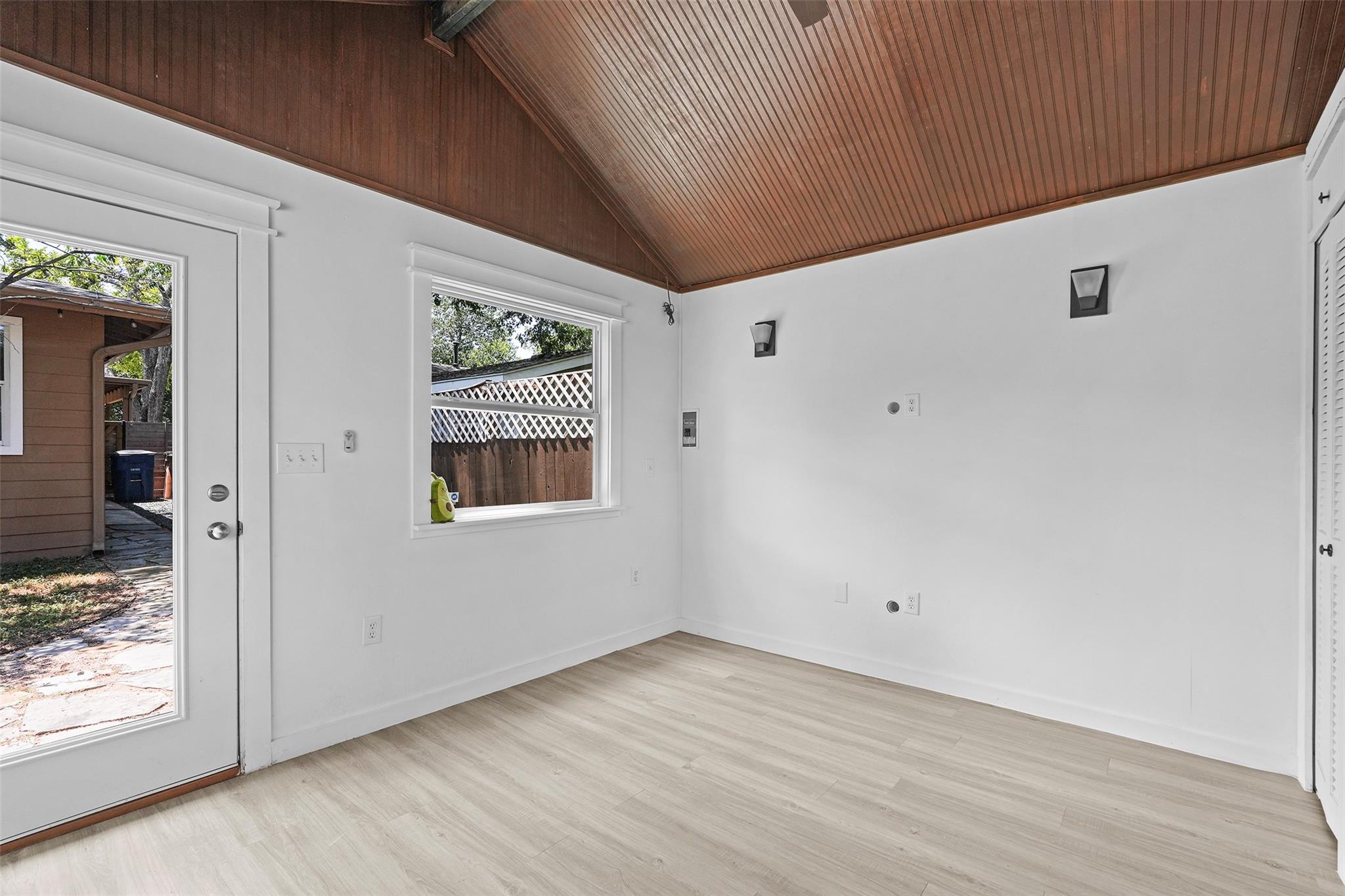 126 Frederick St, Austin, TX 78704