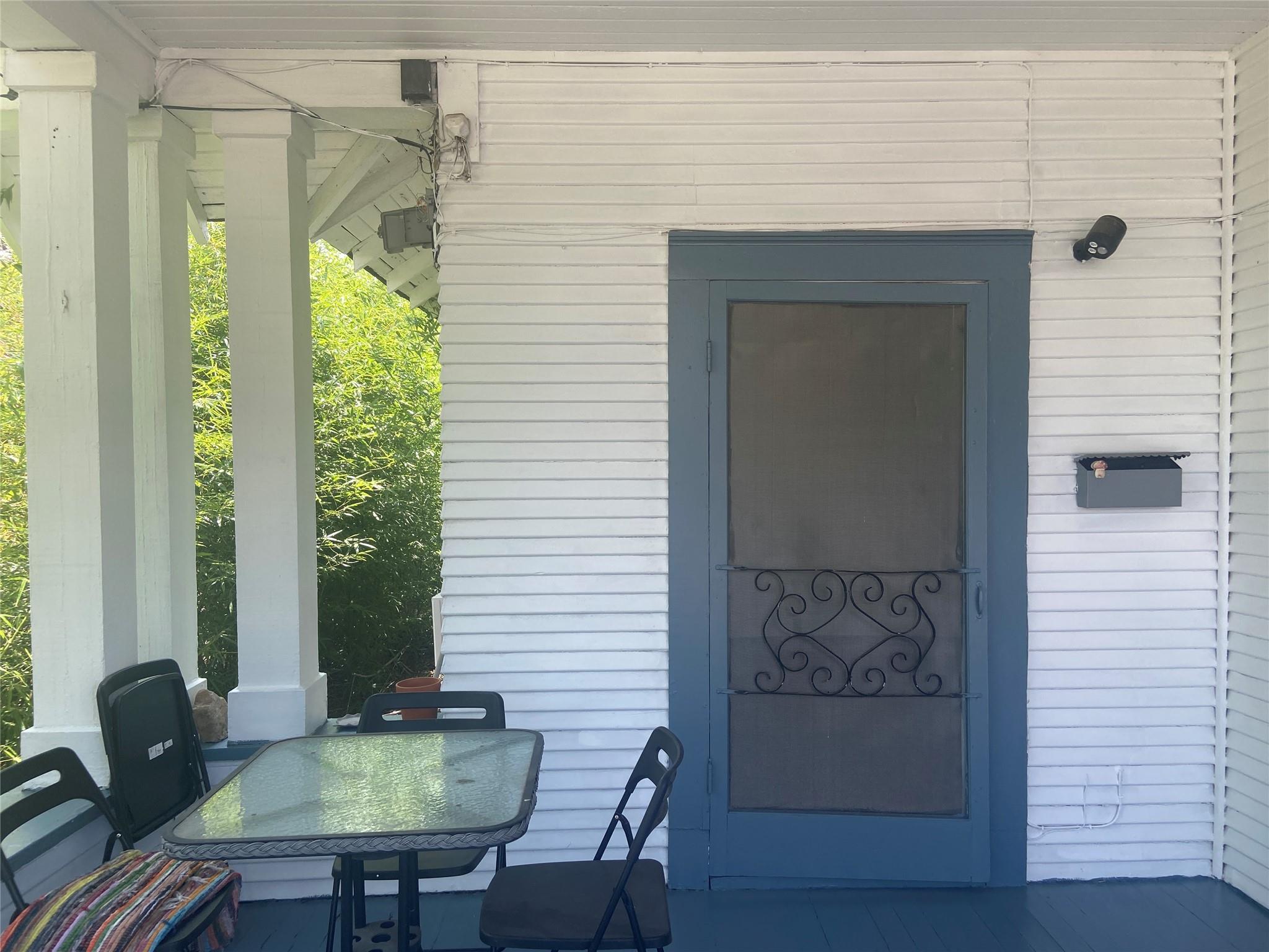 401 W 38th St # B, Austin, TX 78705