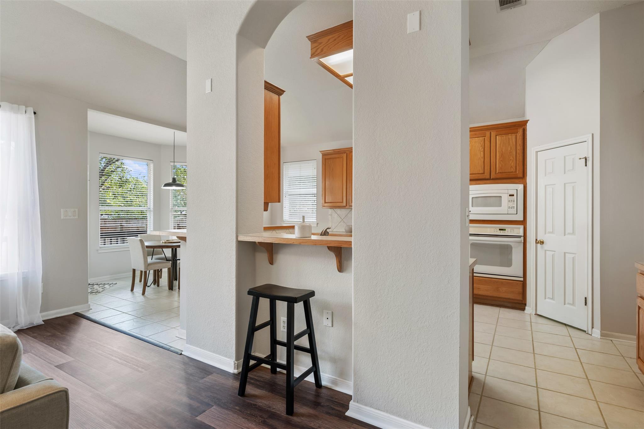 2013 Inverness Dr, Round Rock, TX 78681