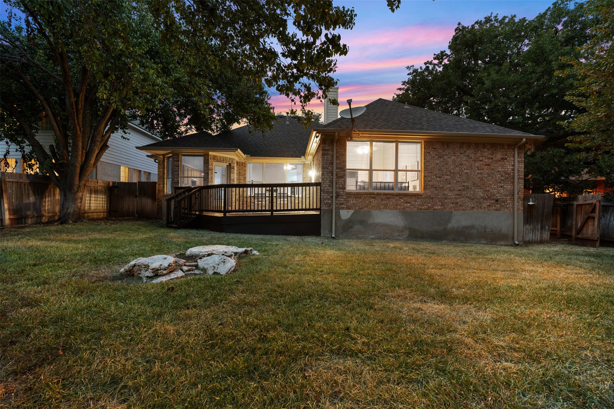 2013 Inverness Dr, Round Rock, TX 78681