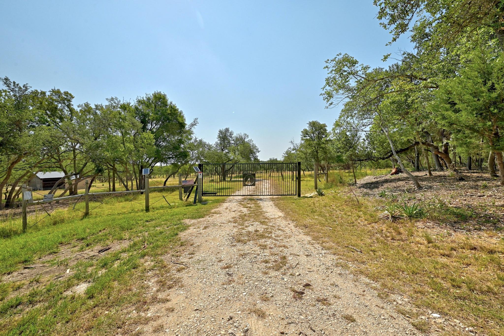 400 Redbird Rd, Georgetown, TX 78626
