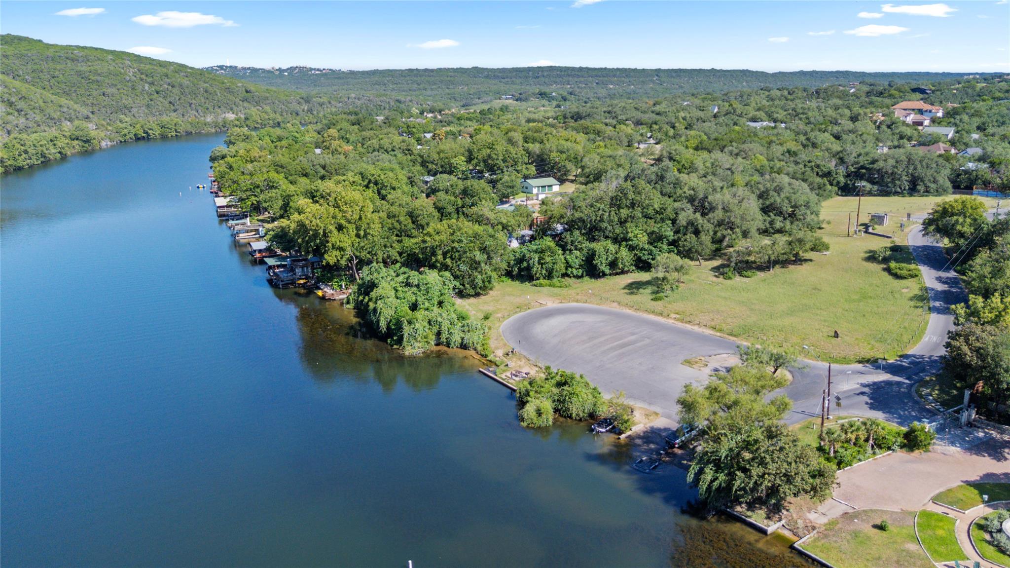 1208 W Lakeland Dr, Austin, TX 78732