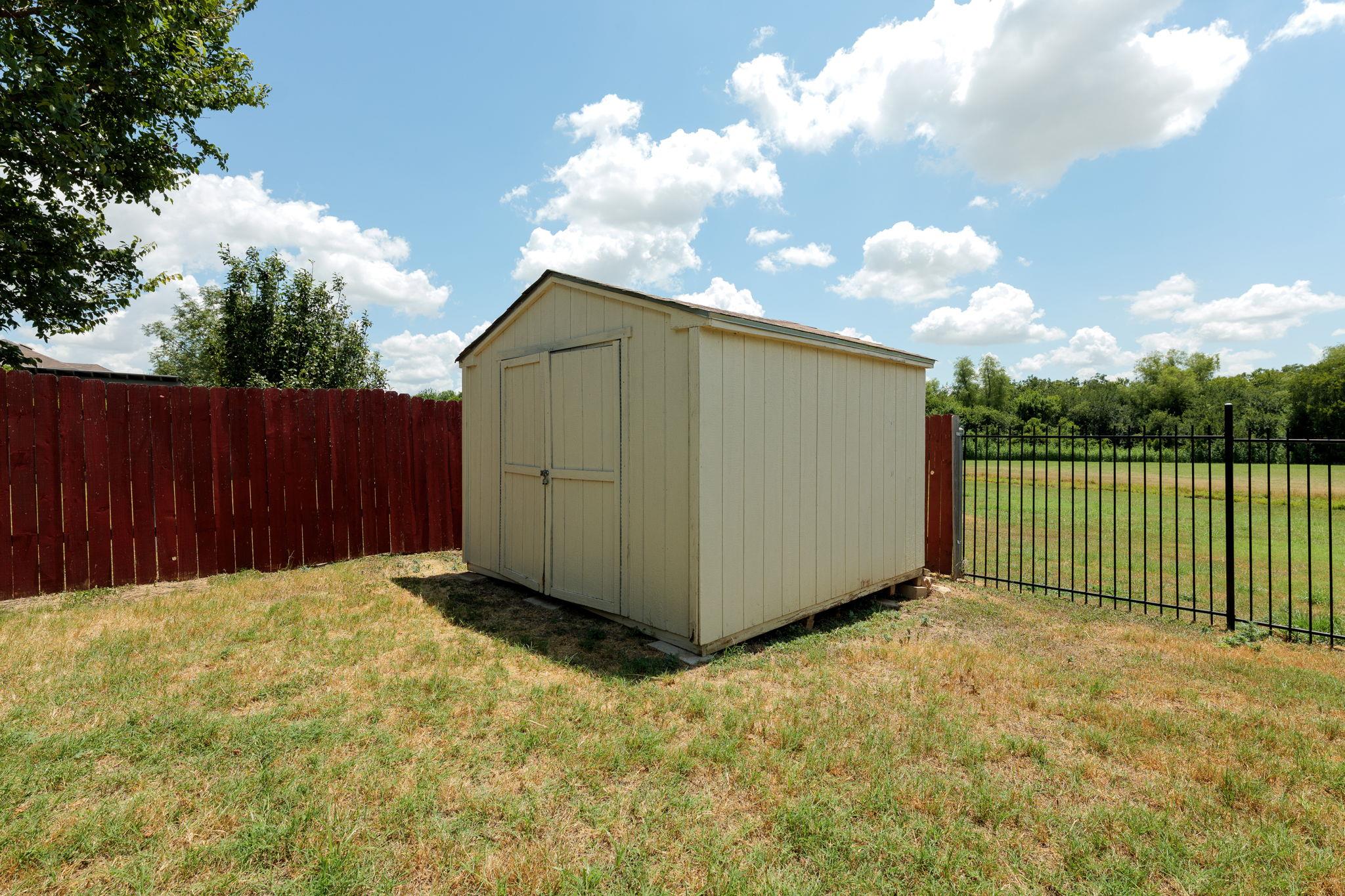 1613 Apollo Cir, Round Rock, TX 78664