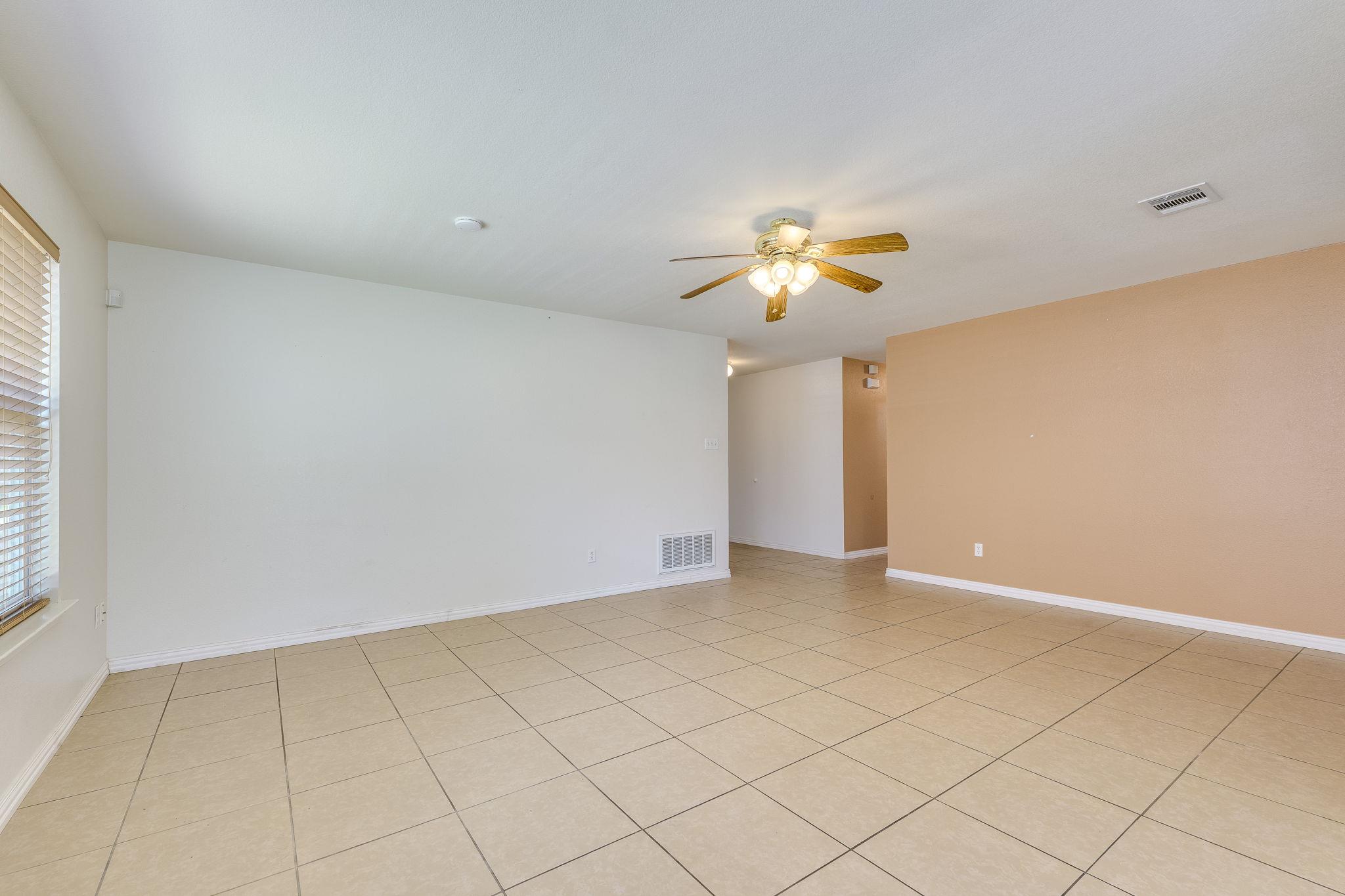 1613 Apollo Cir, Round Rock, TX 78664