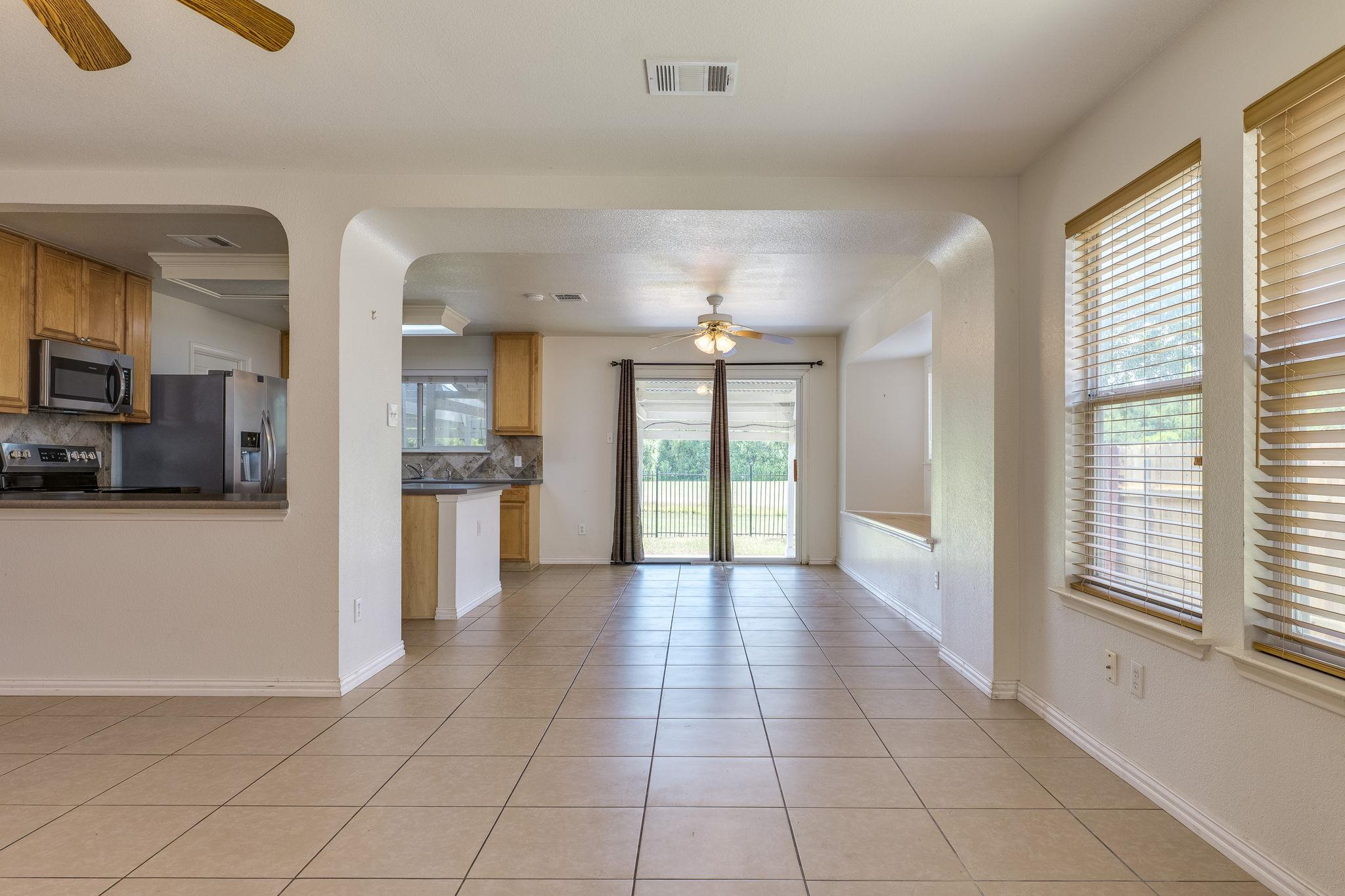 1613 Apollo Cir, Round Rock, TX 78664