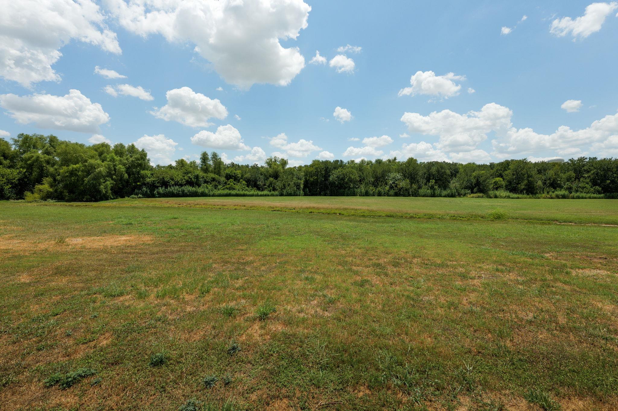 1613 Apollo Cir, Round Rock, TX 78664