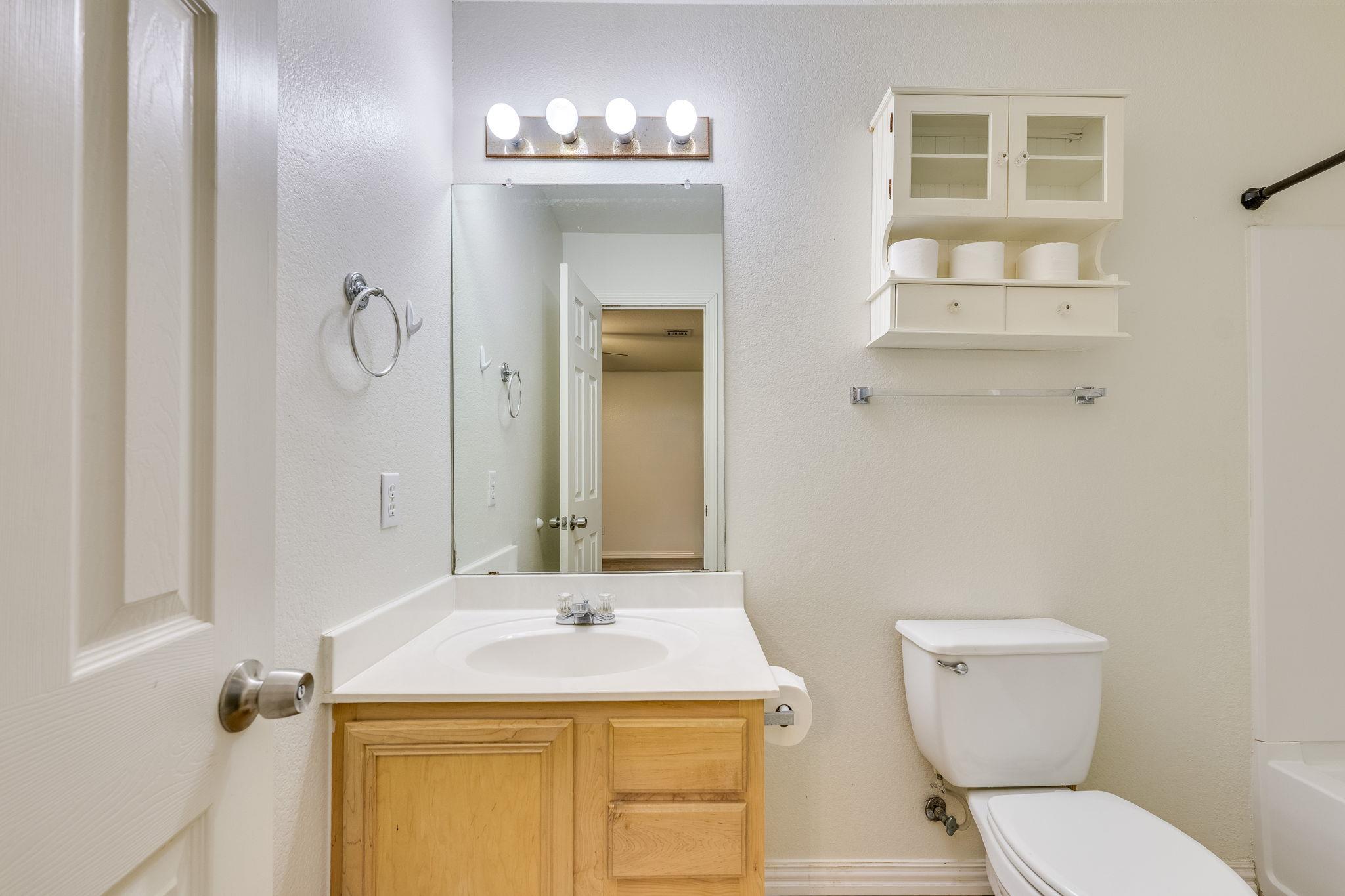 1613 Apollo Cir, Round Rock, TX 78664