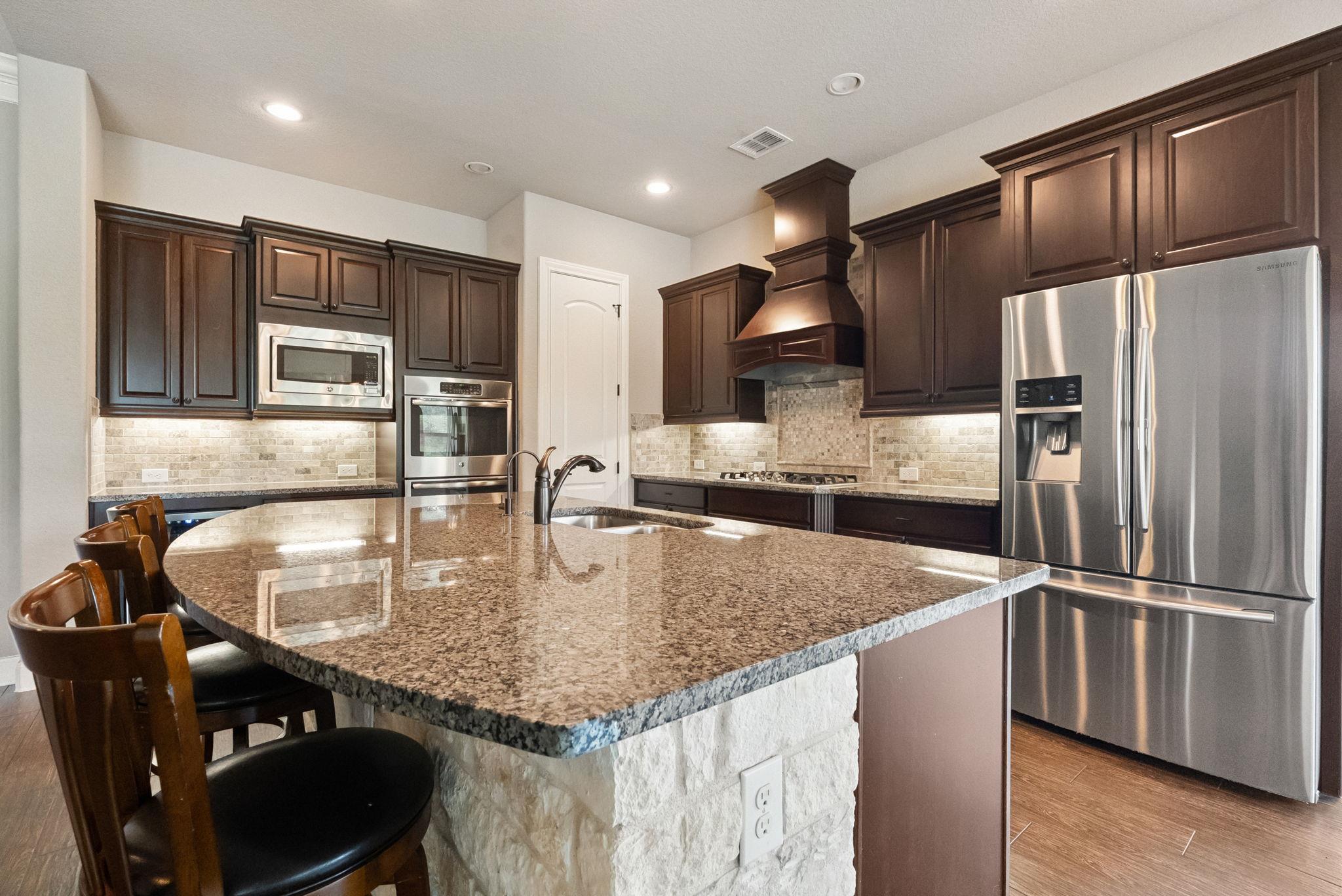 728 Deer Run Way, New Braunfels, TX 78132