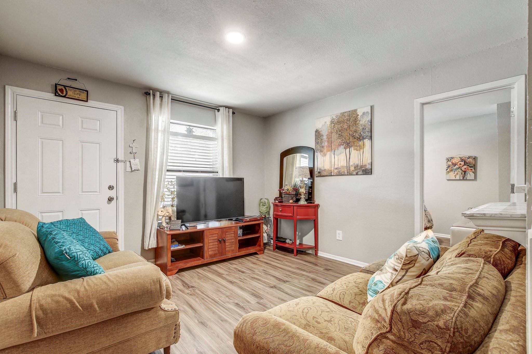 1624 Aquarena Springs Dr # B115, San Marcos, TX 78666