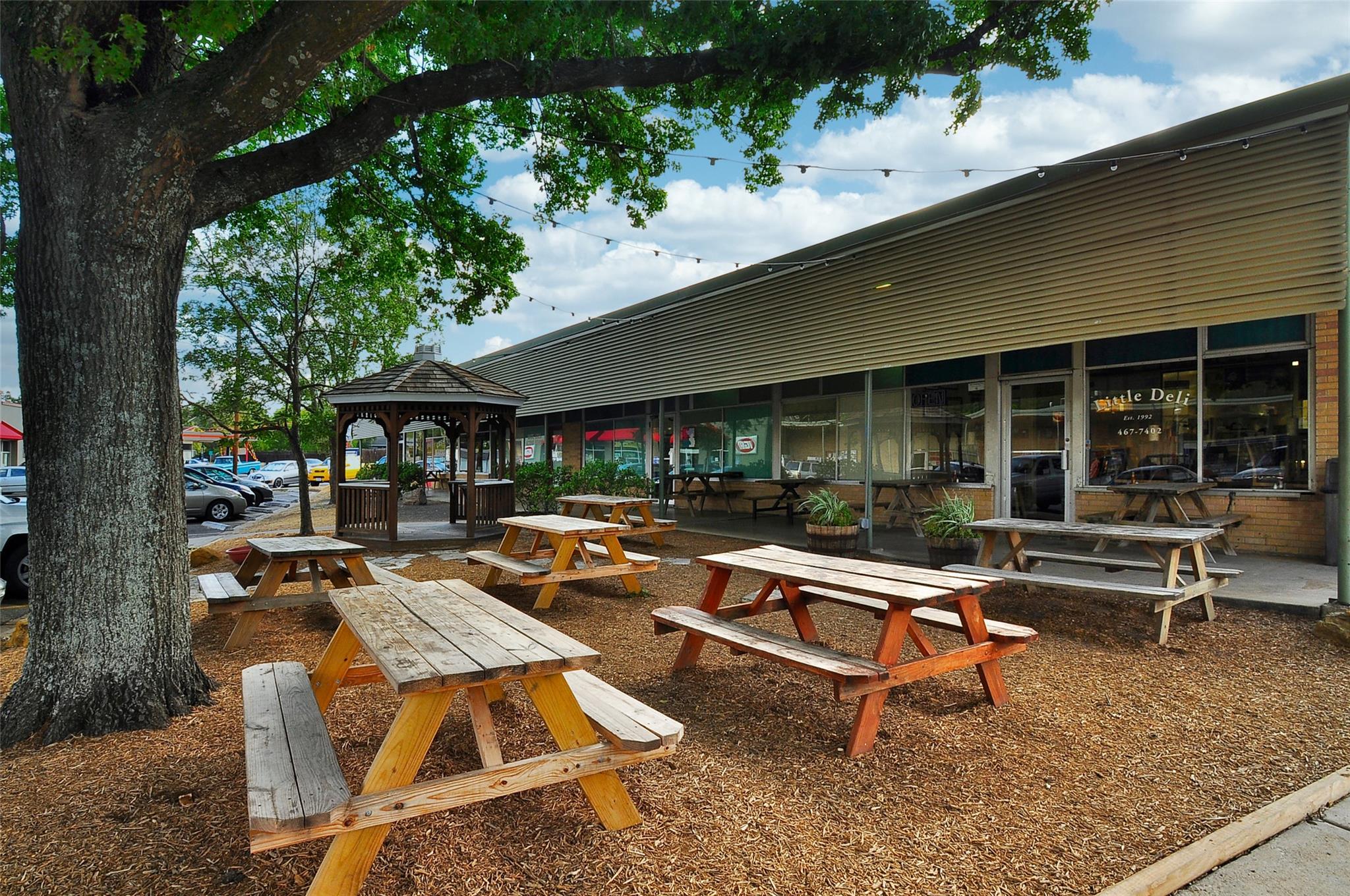 7310 Woodrow St, Austin, TX 78757