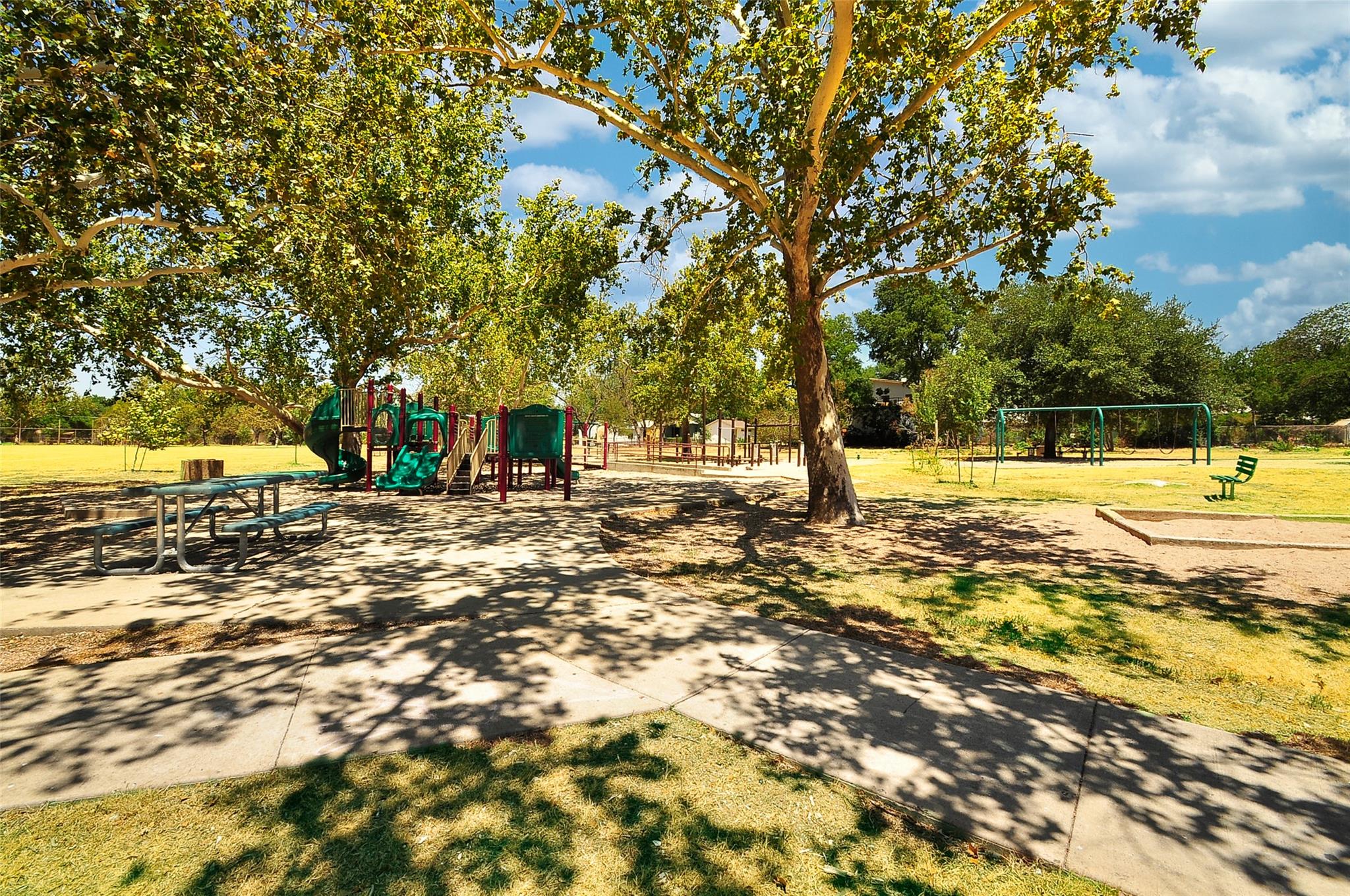 7310 Woodrow St, Austin, TX 78757